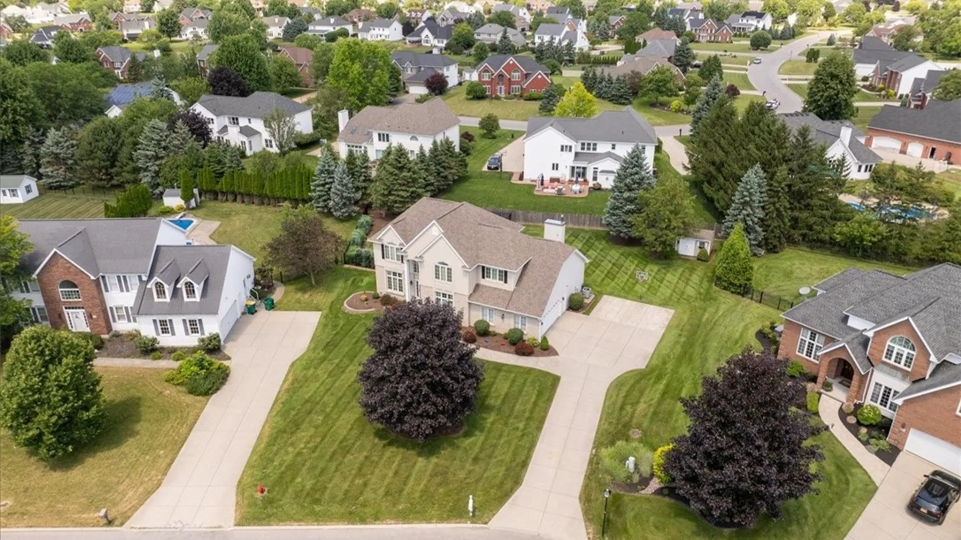 Property at 8184 Driftwood Court, Clarence, NY 14221 43