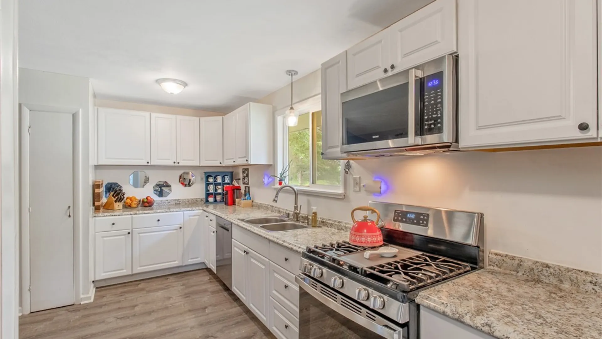 Property at 13 Memory Lane, Clay, NY 13212 22