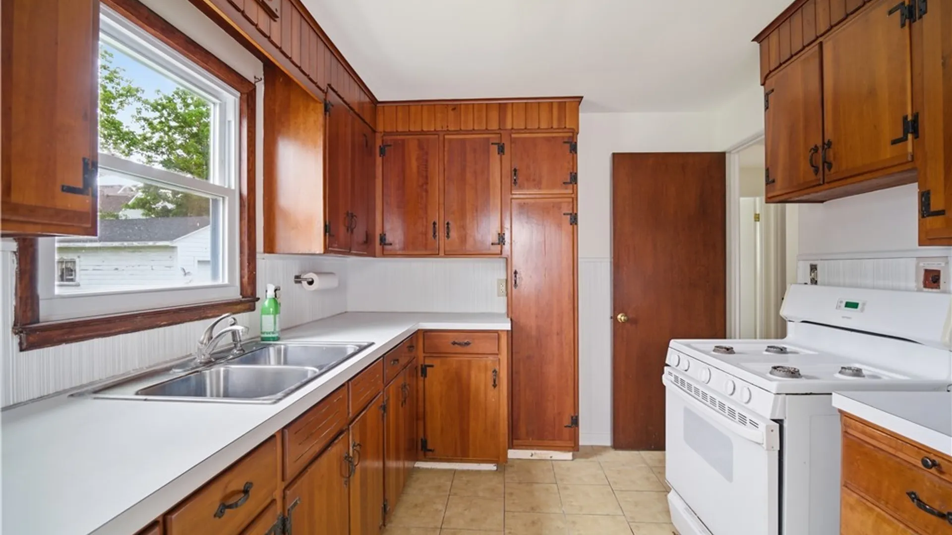 Property at 58 Hazeltine Avenue, Jamestown, NY 14701 10