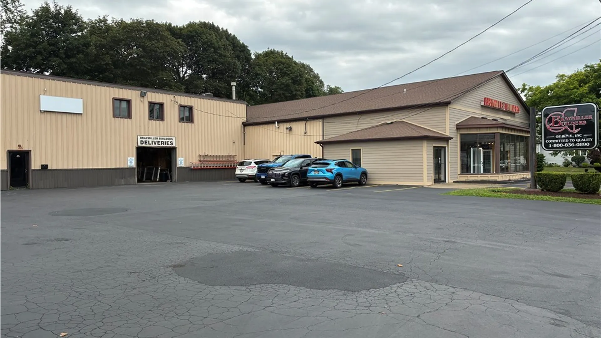 Property at 207 Lake Street, Hamburg, NY 14075 3
