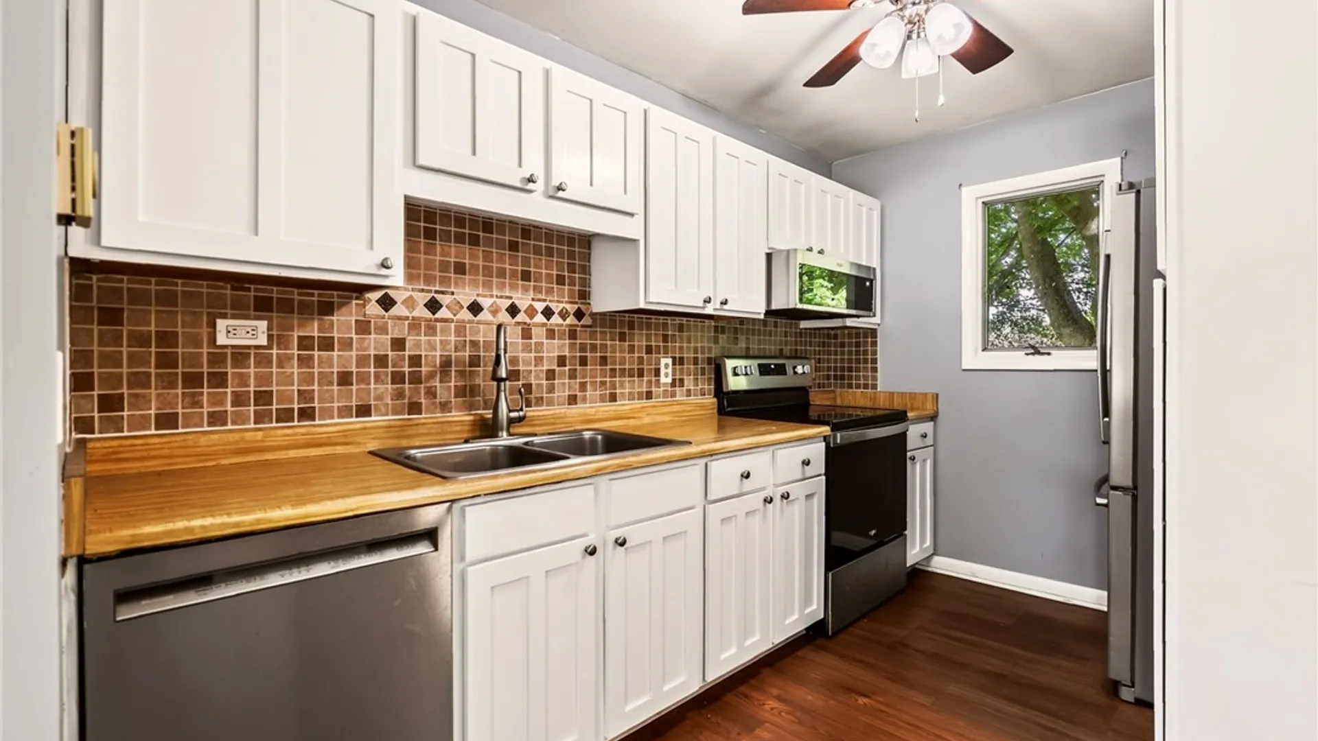 Property at 1251 Pine Hill Lane, Farmington, NY 14425 7