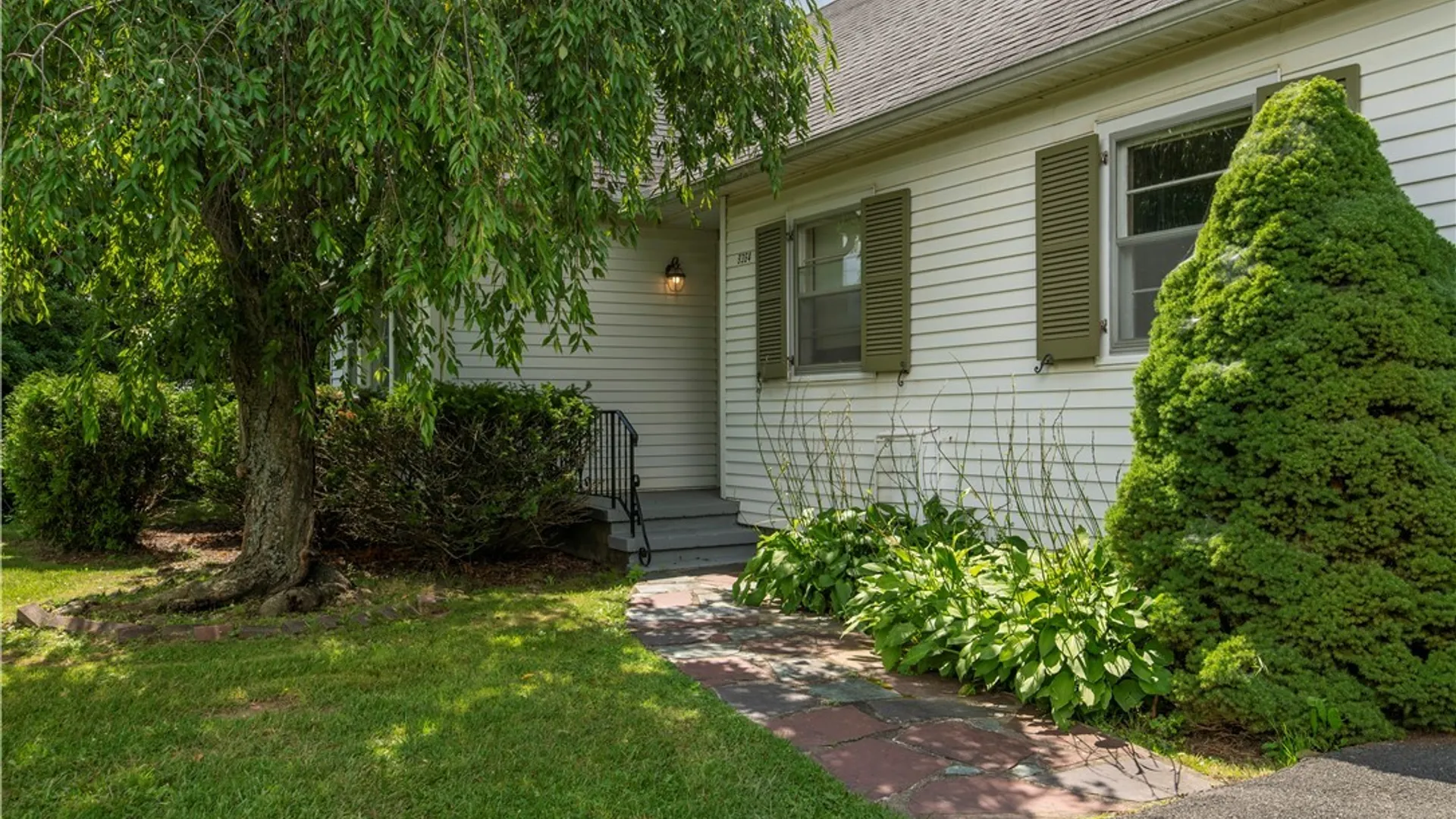 Property at 9364 Sessions Road, New Hartford, NY 13413 5