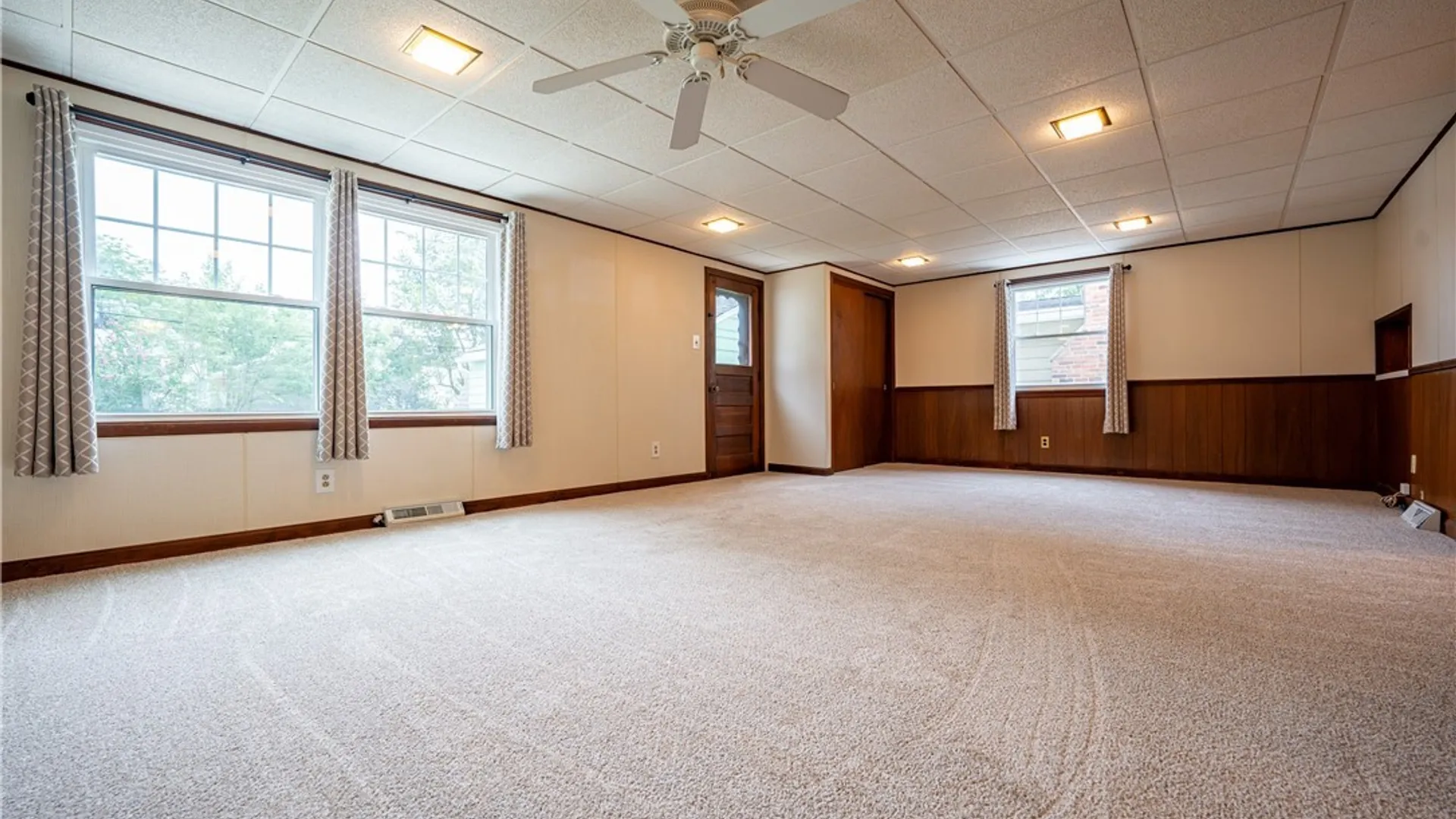Property at 384 Athens Boulevard, Tonawanda, NY 14223 11