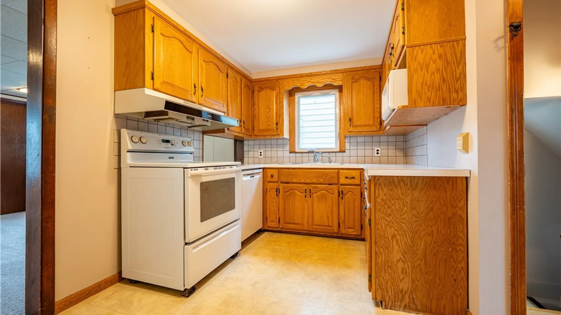 Property at 384 Athens Boulevard, Tonawanda, NY 14223 15