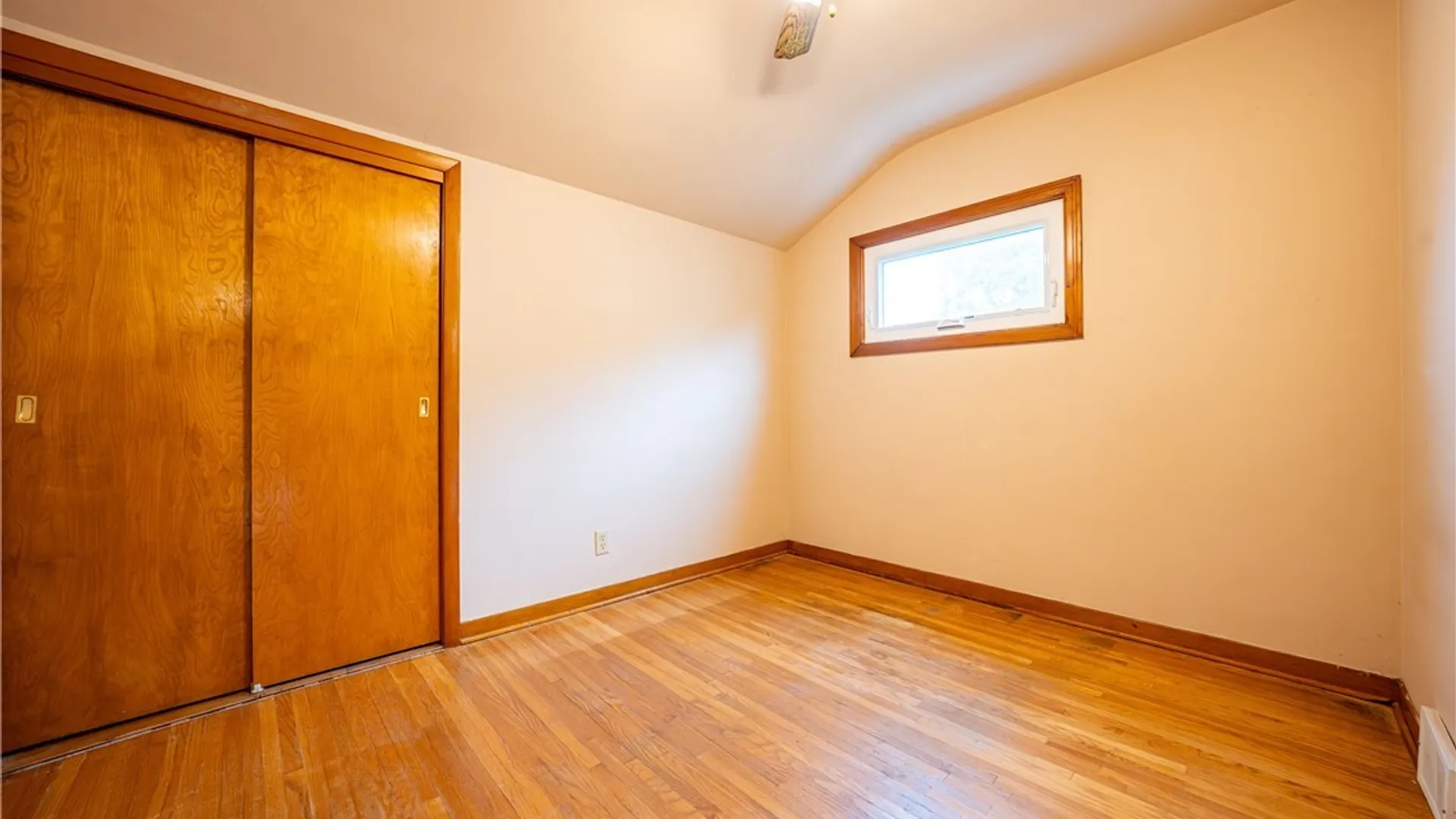 Property at 384 Athens Boulevard, Tonawanda, NY 14223 30