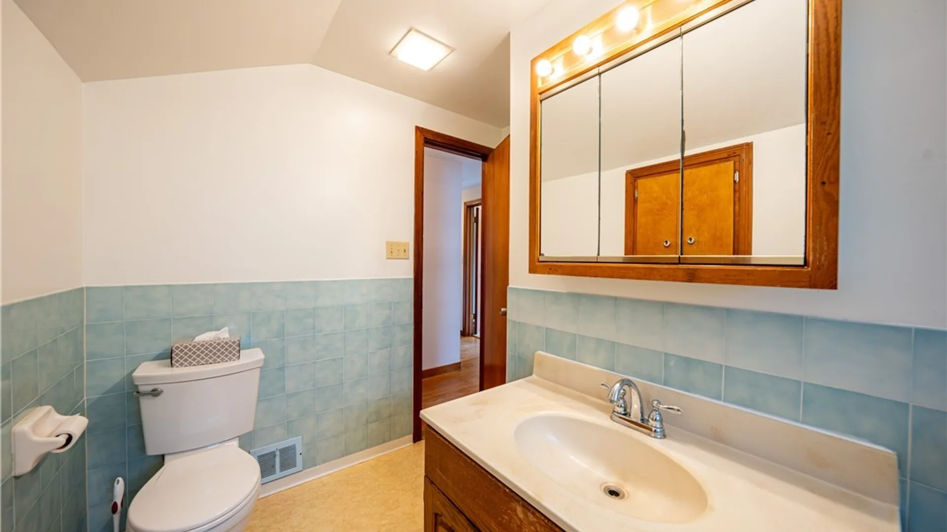 Property at 384 Athens Boulevard, Tonawanda, NY 14223 34