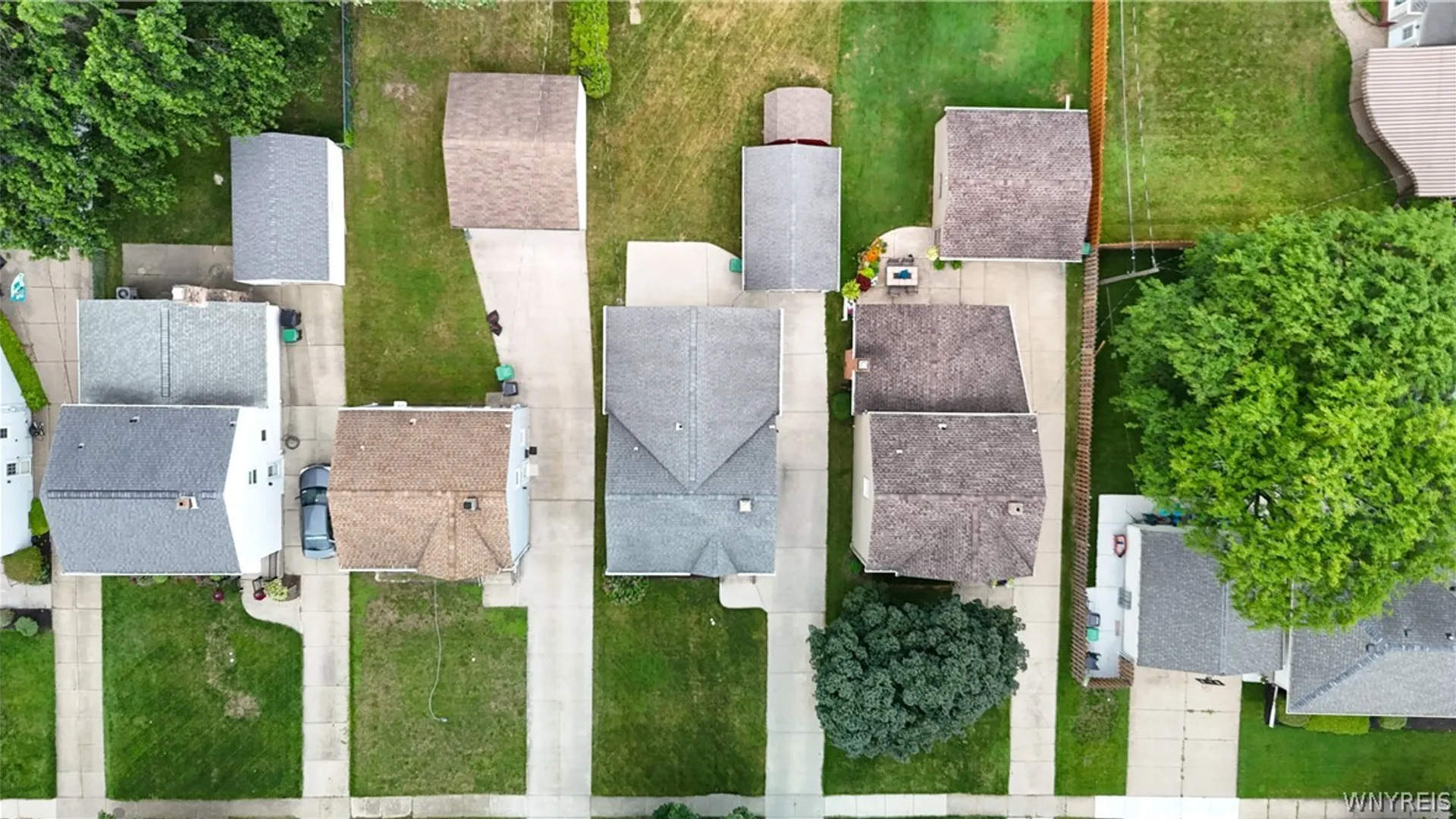 Property at 384 Athens Boulevard, Tonawanda, NY 14223 47