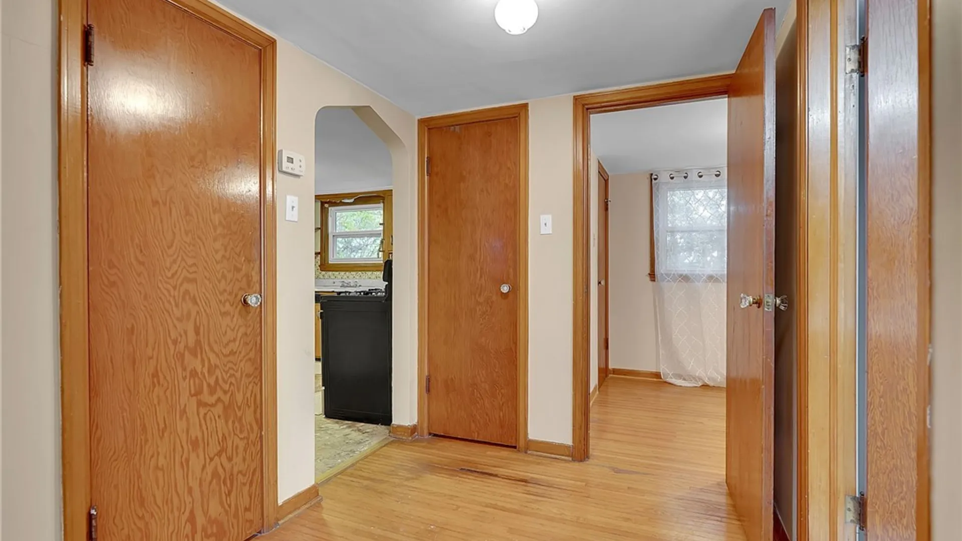 Property at 108 Pinehurst Avenue, Cheektowaga, NY 14225 14