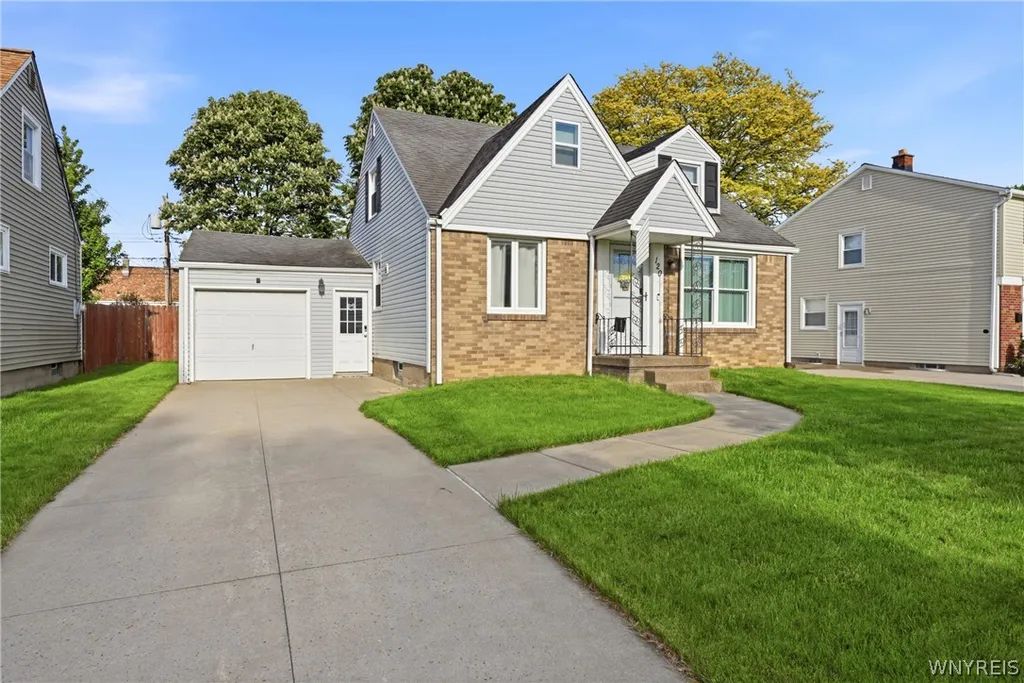Property at 120 Sherwin Drive, Tonawanda, NY 14150