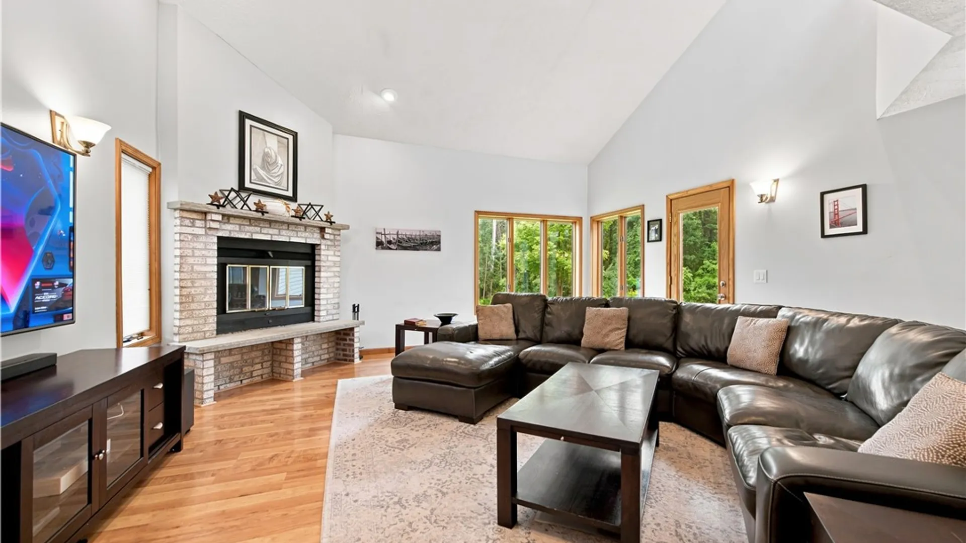 Property at 135 Ridgeway Estates, Greece, NY 14626 8