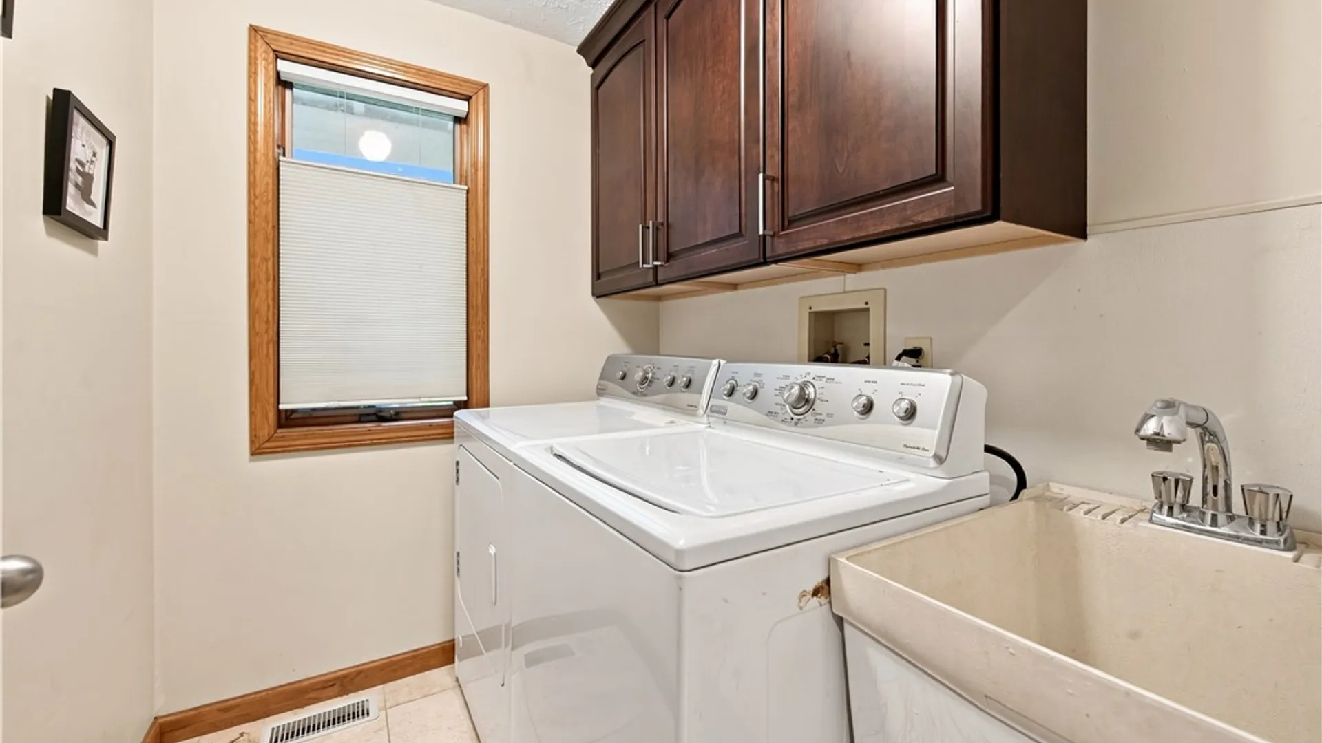 Property at 135 Ridgeway Estates, Greece, NY 14626 16