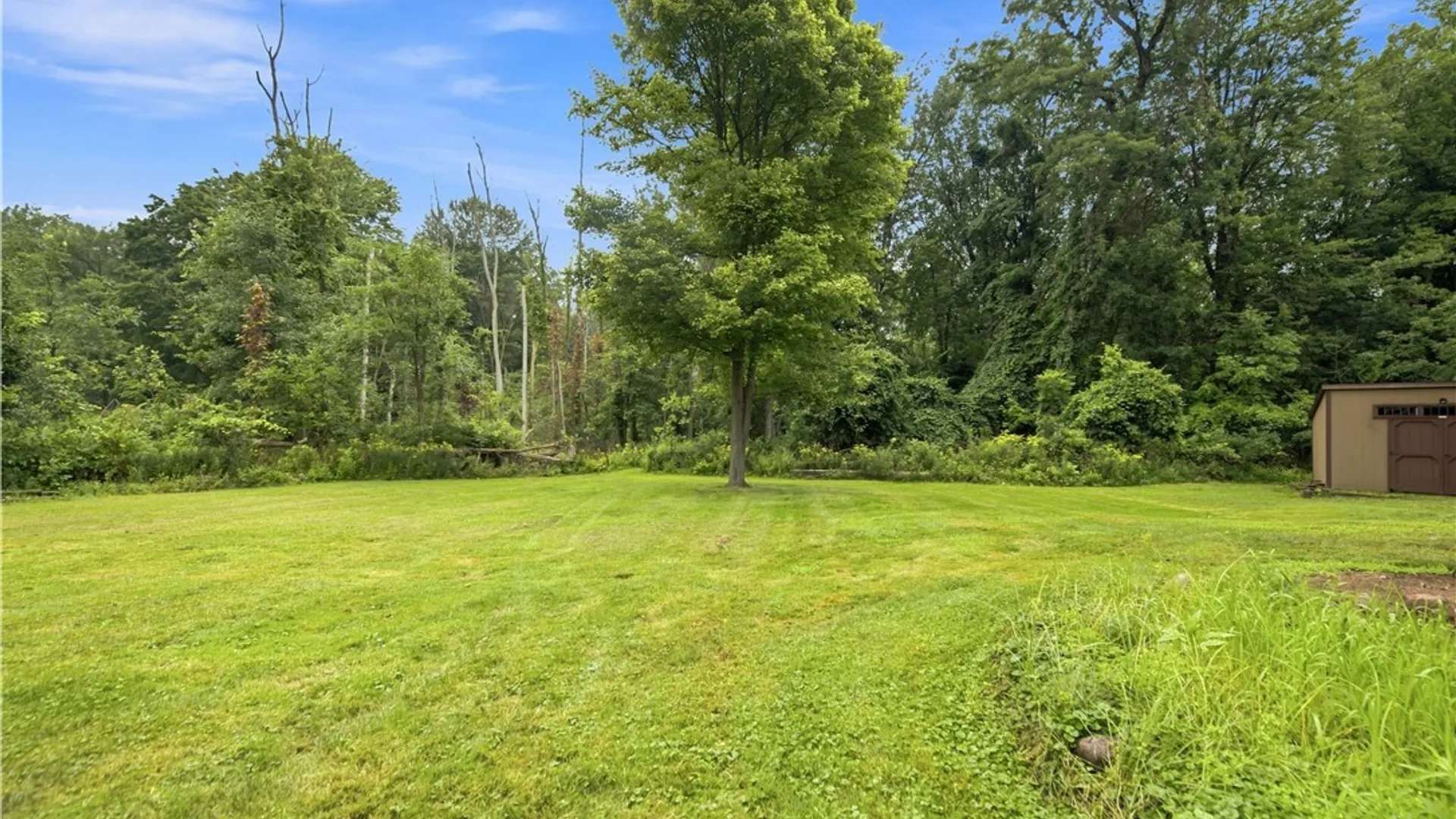 Property at 135 Ridgeway Estates, Greece, NY 14626 28