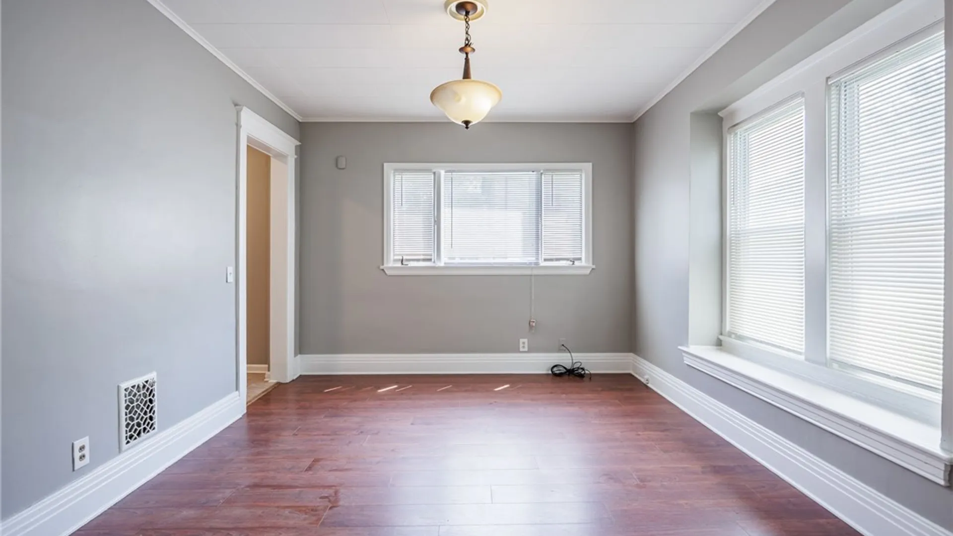 Property at 115 Parkside Avenue, Rochester, NY 14609 7