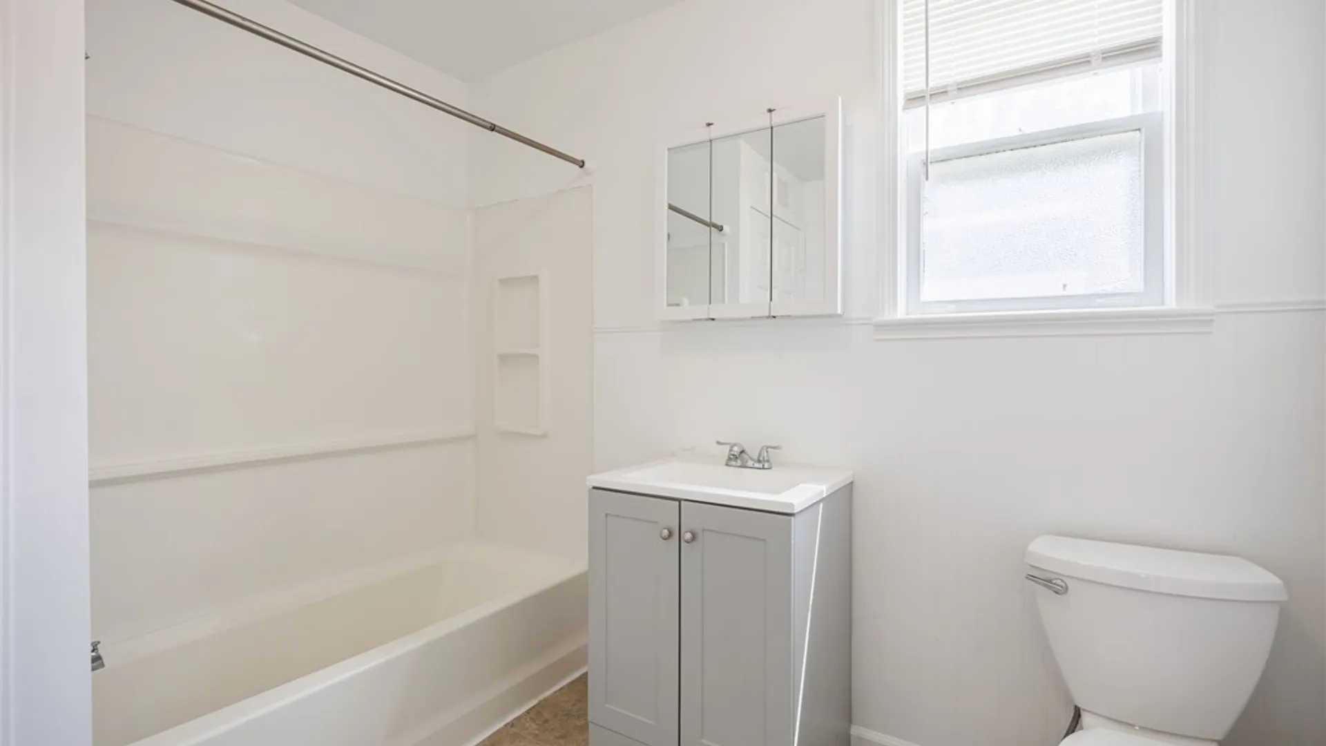 Property at 115 Parkside Avenue, Rochester, NY 14609 17