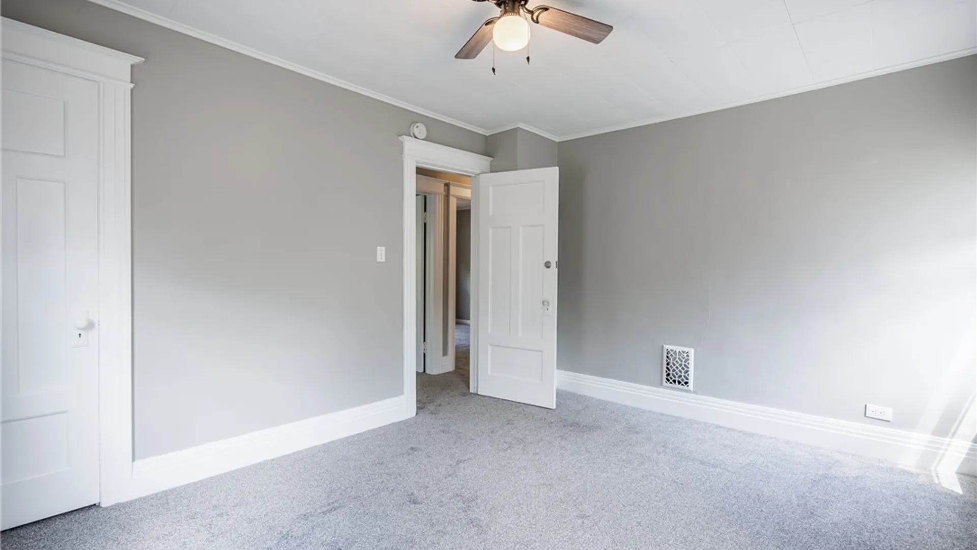 Property at 115 Parkside Avenue, Rochester, NY 14609 21
