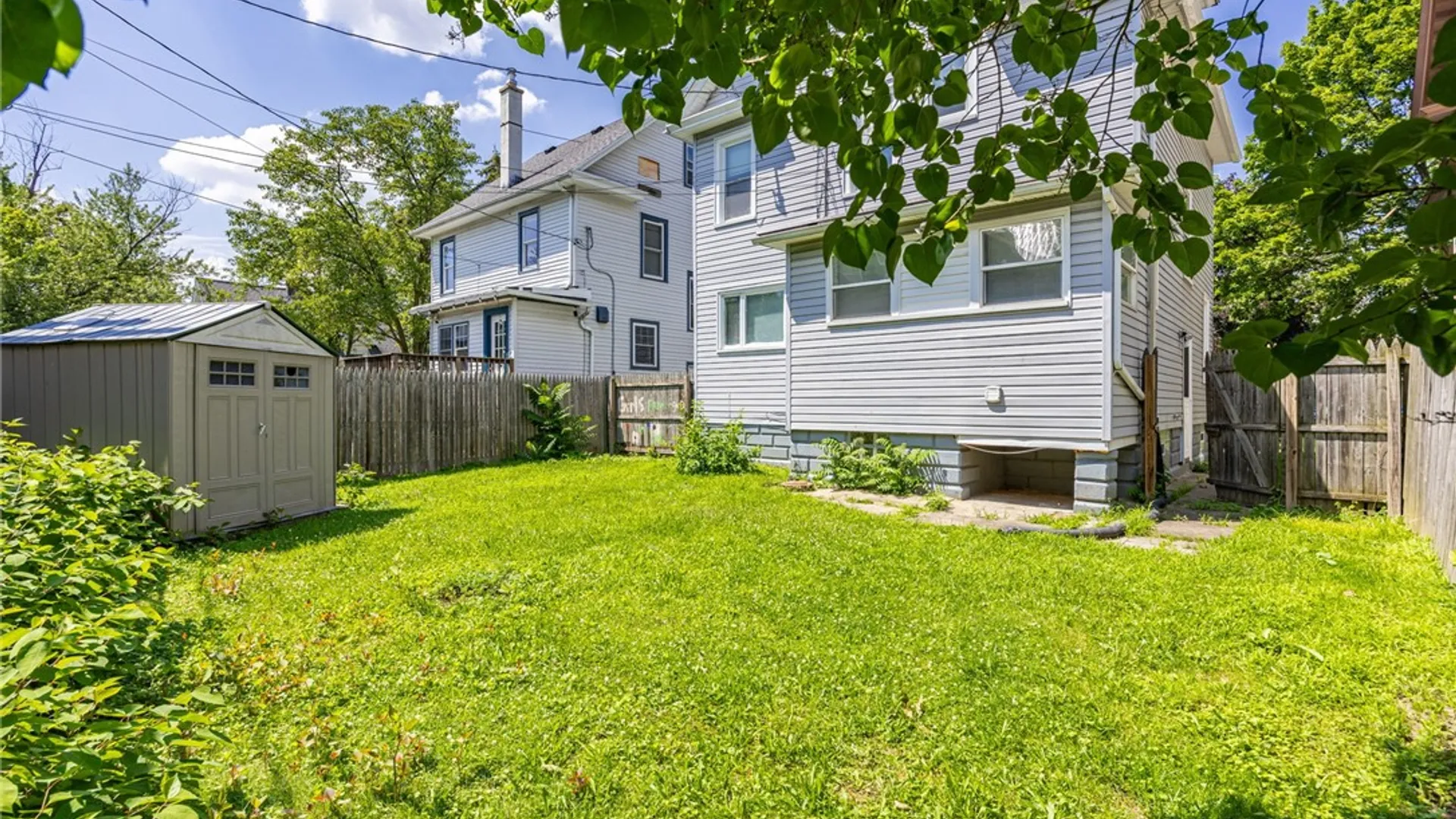 Property at 115 Parkside Avenue, Rochester, NY 14609 24