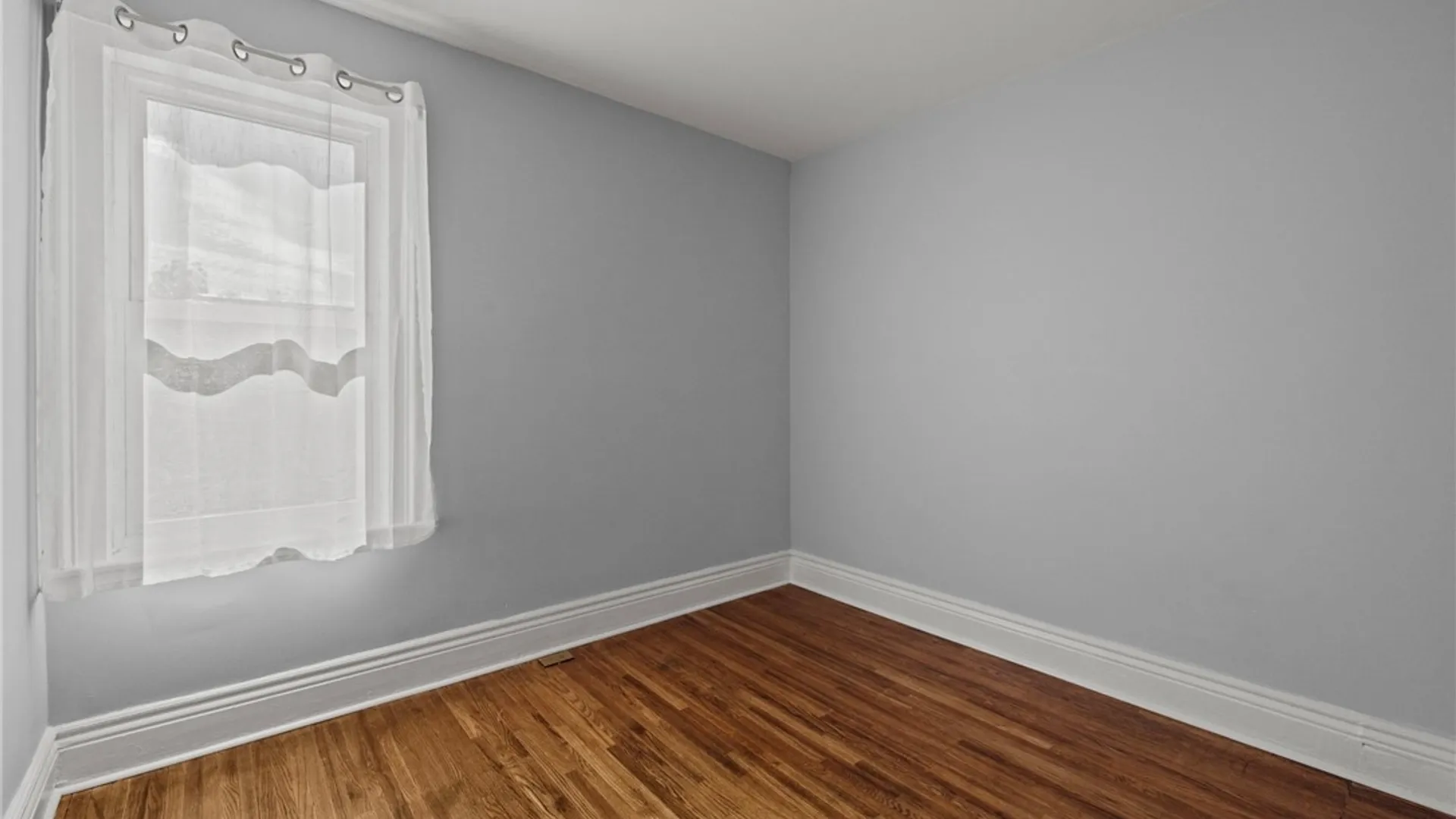 Property at 11 Baynes Street, Buffalo, NY 14213 24
