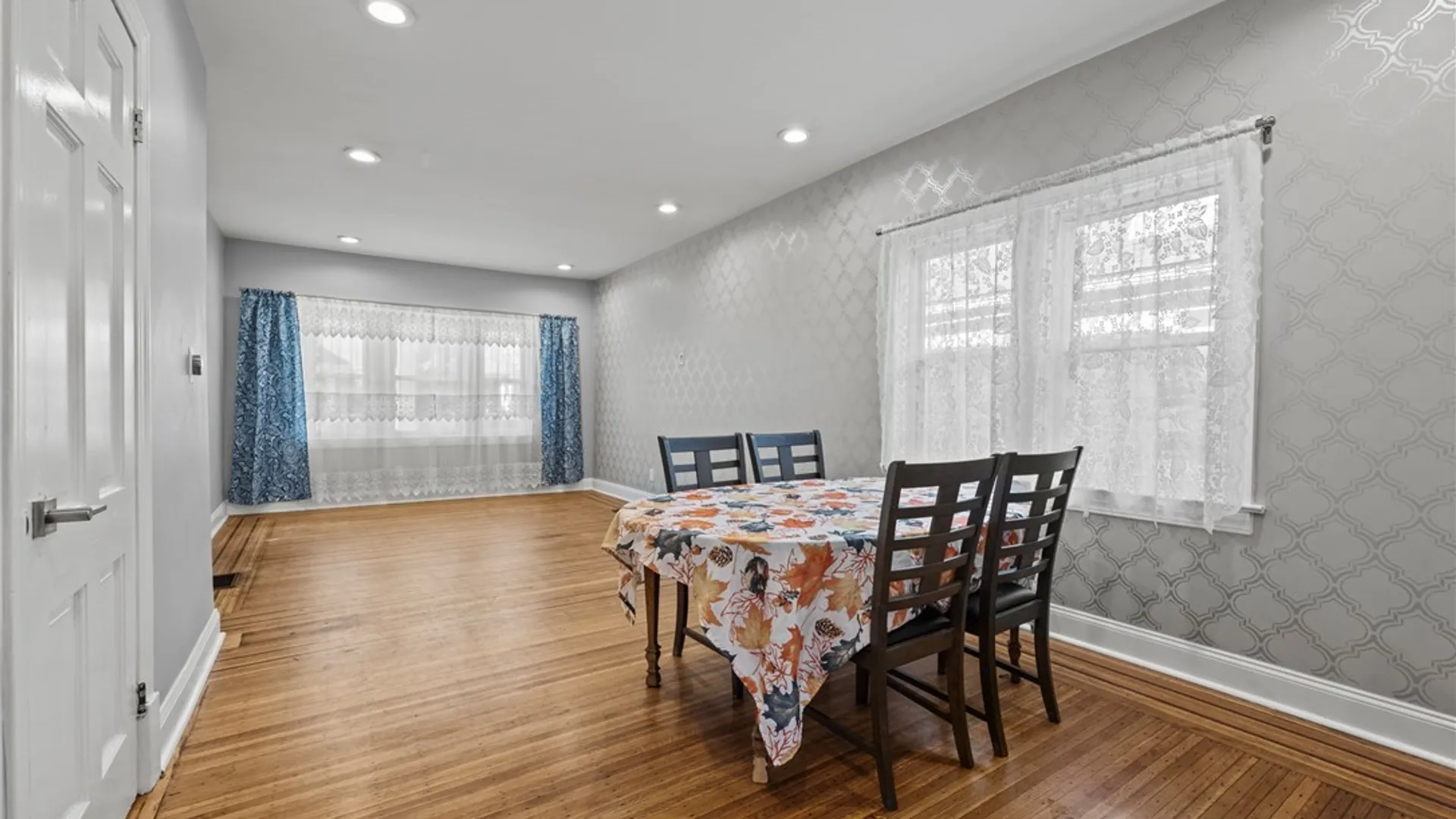 Property at 11 Baynes Street, Buffalo, NY 14213 3