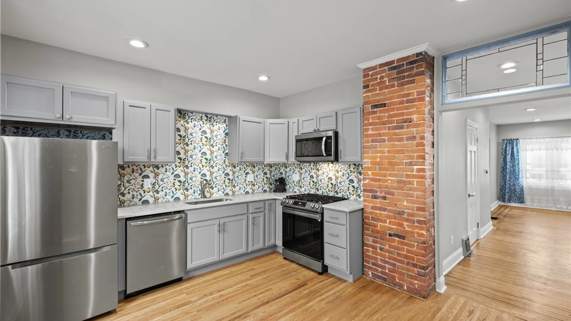 Property at 11 Baynes Street, Buffalo, NY 14213 7