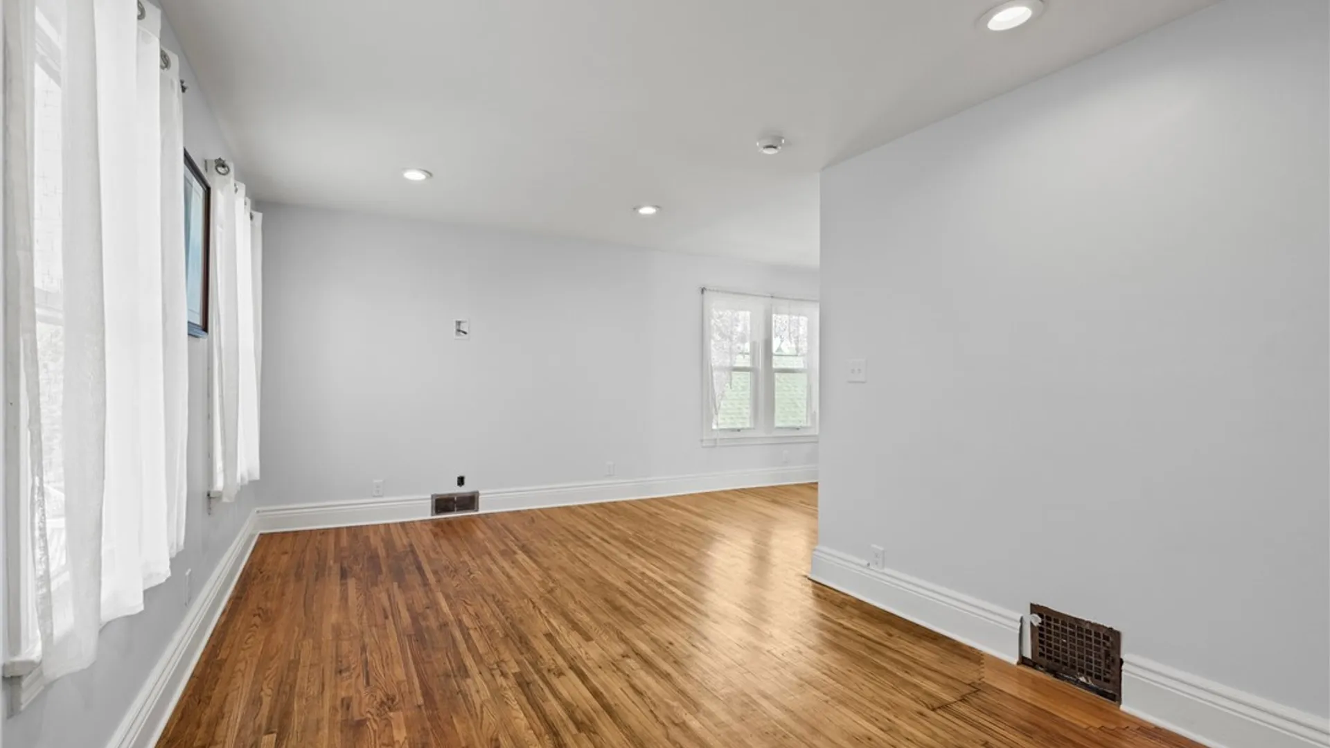 Property at 11 Baynes Street, Buffalo, NY 14213 16
