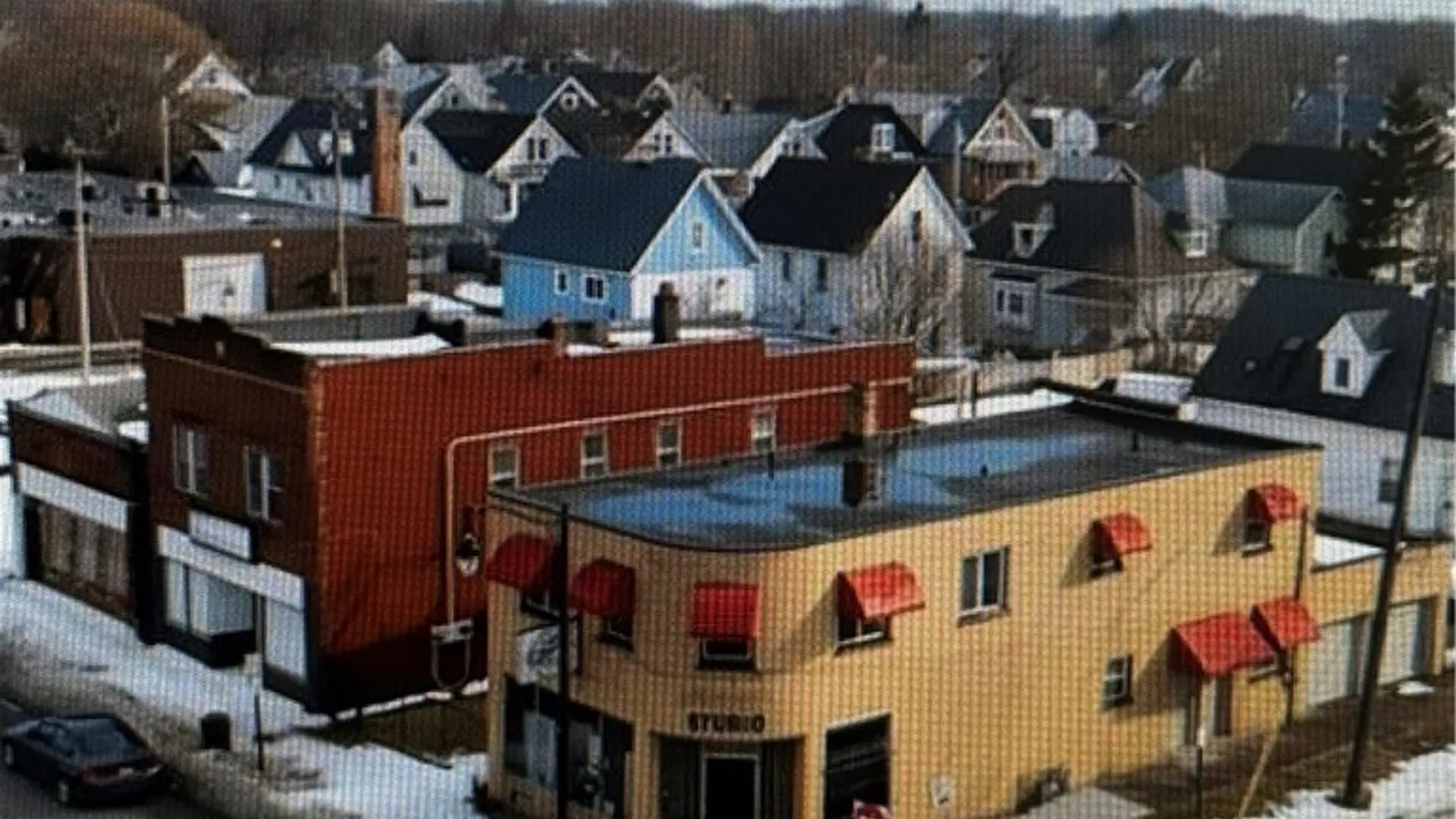 Property at 2101 Pine Avenue, Niagara Falls, NY 14301 3