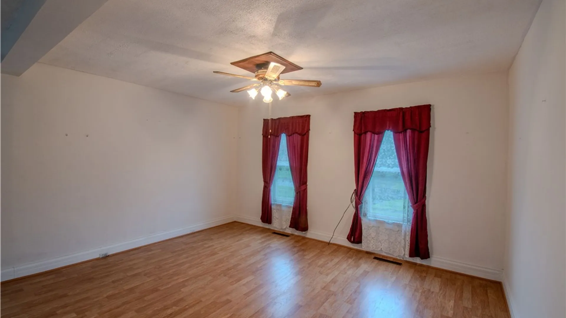 Property at 7 Washington Street, Seneca Falls, NY 13148 25