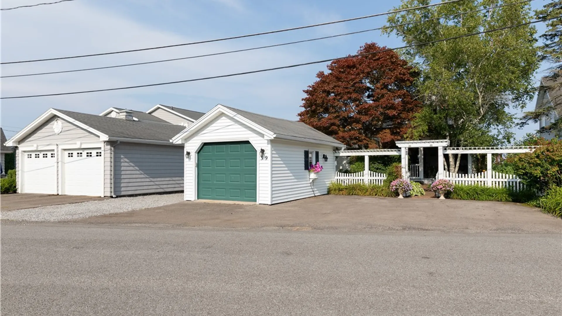 Property at 39 Lakeside Boulevard, Parma, NY 14468 40