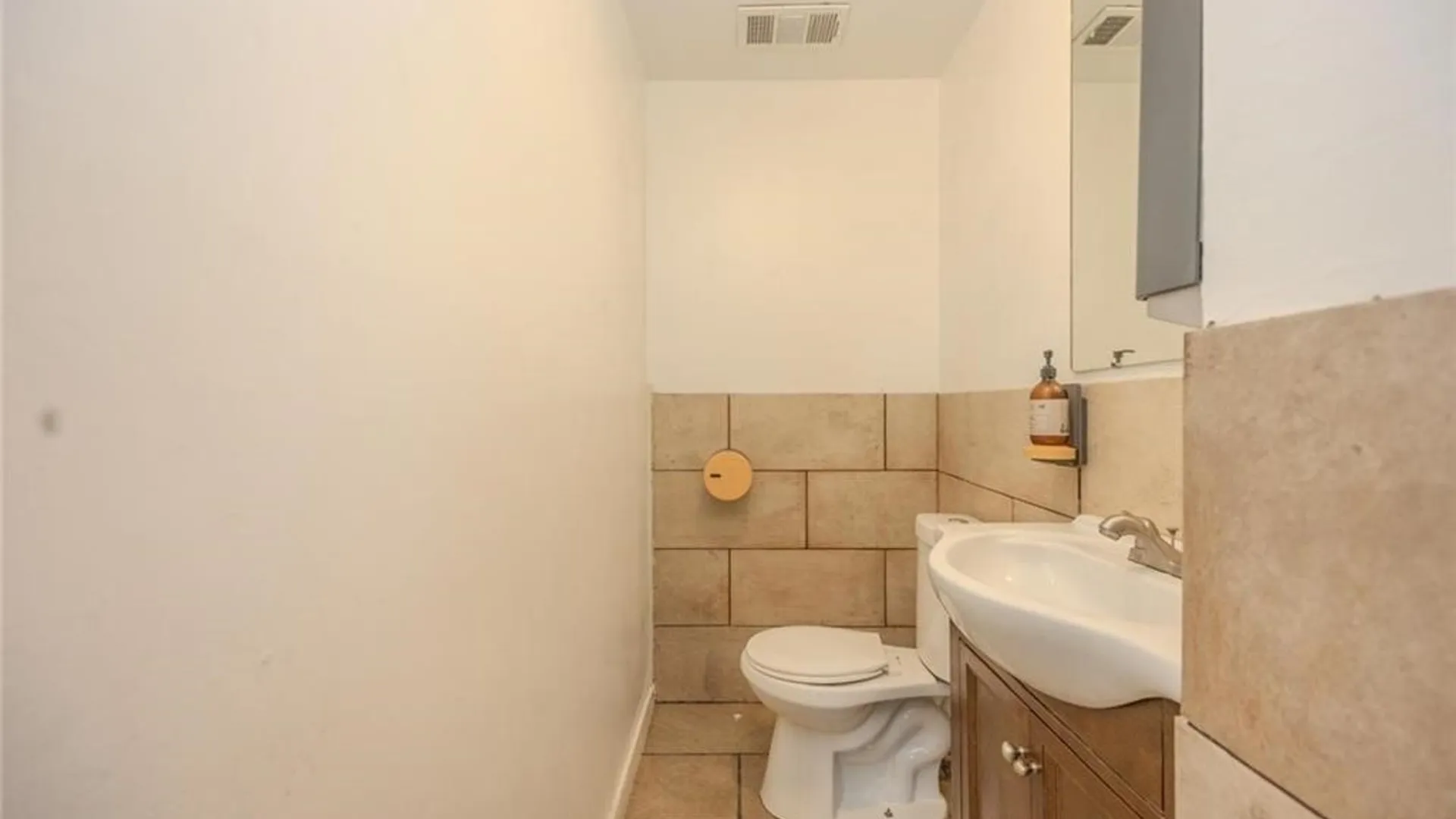 Property at 2101 Pine Avenue, Niagara Falls, NY 14301 10