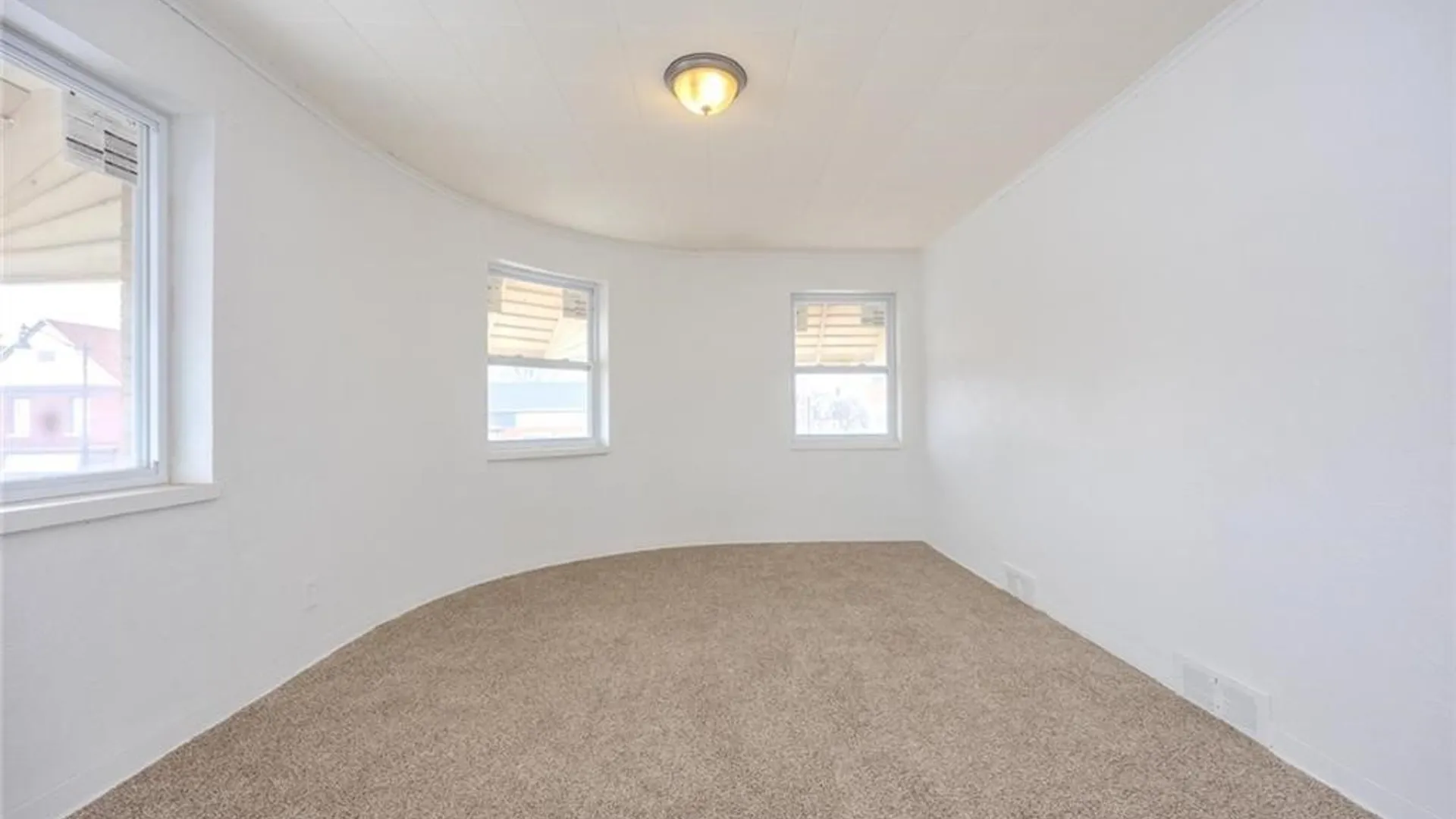 Property at 2101 Pine Avenue, Niagara Falls, NY 14301 12