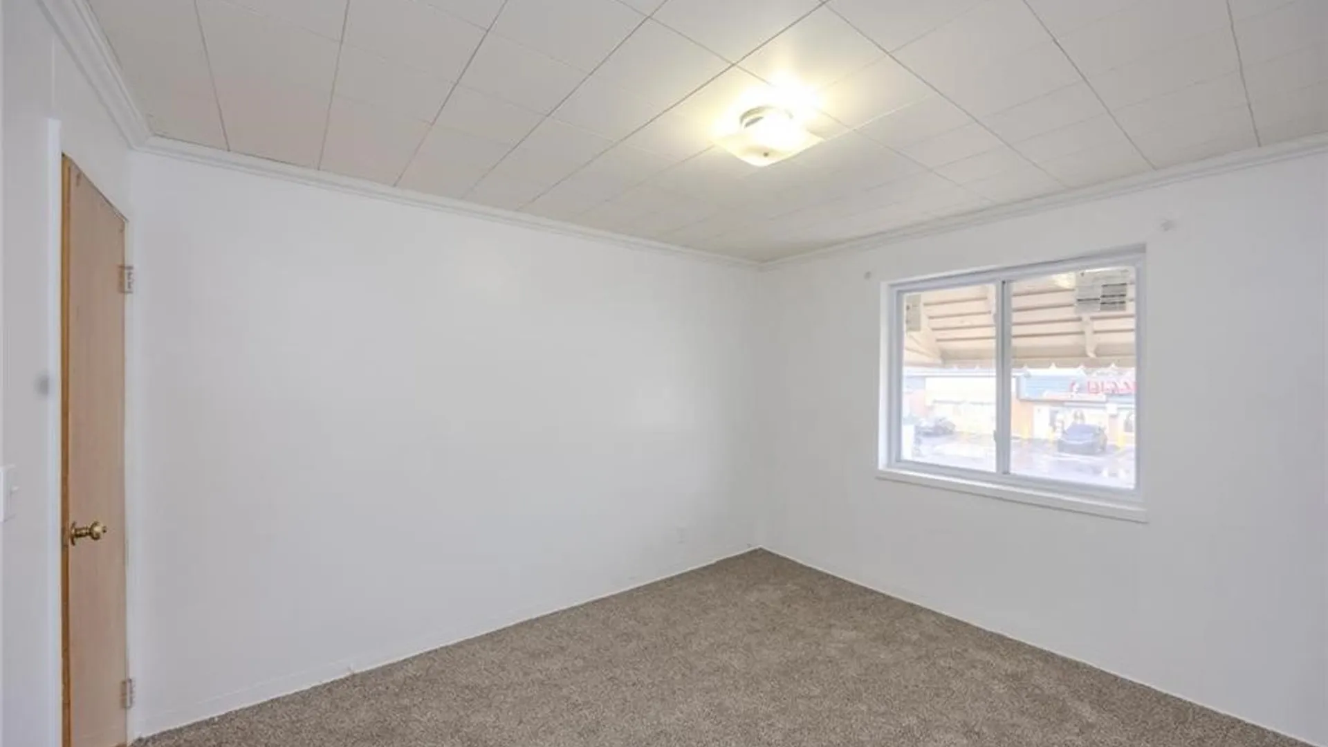 Property at 2101 Pine Avenue, Niagara Falls, NY 14301 16