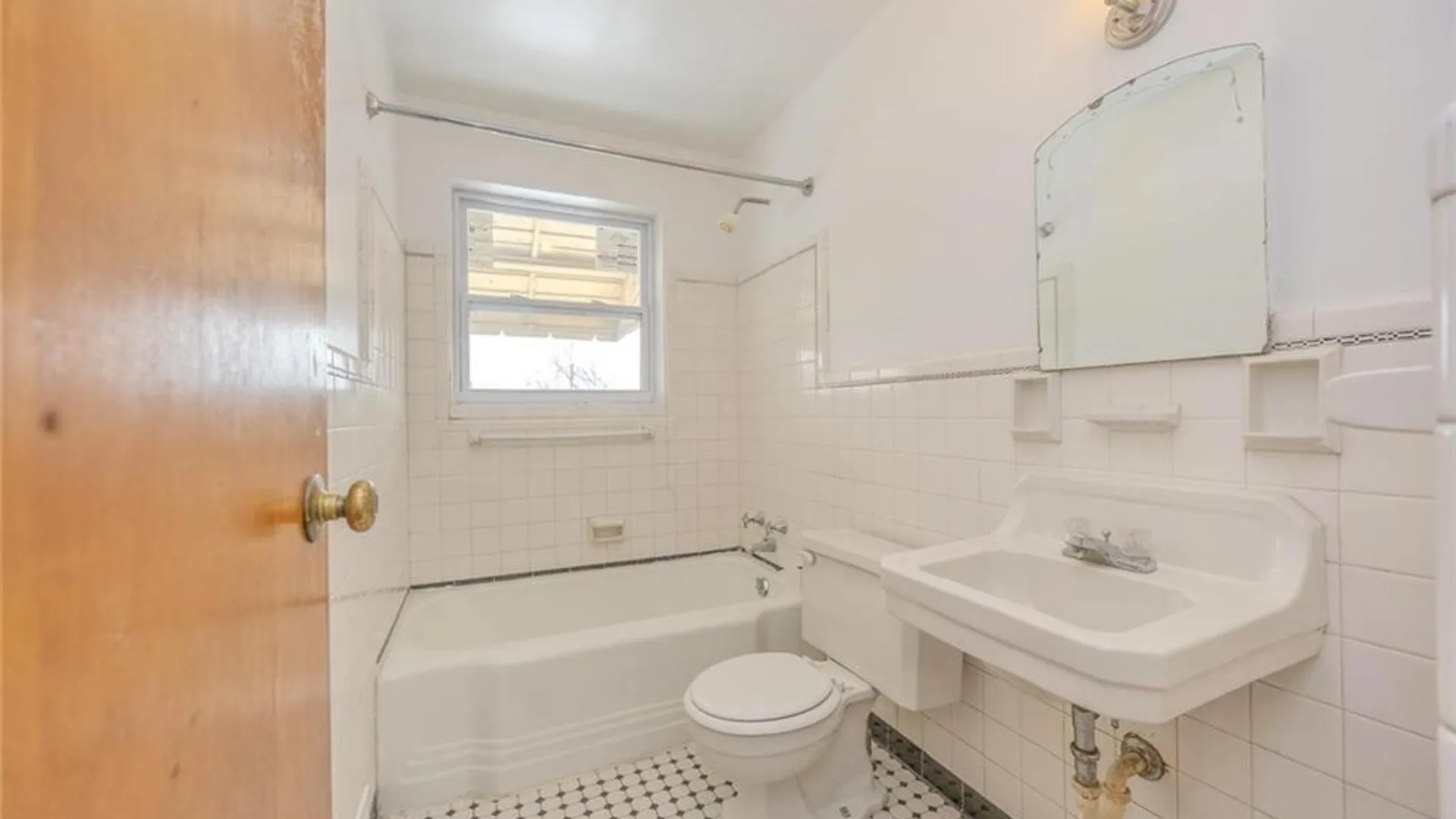 Property at 2101 Pine Avenue, Niagara Falls, NY 14301 27