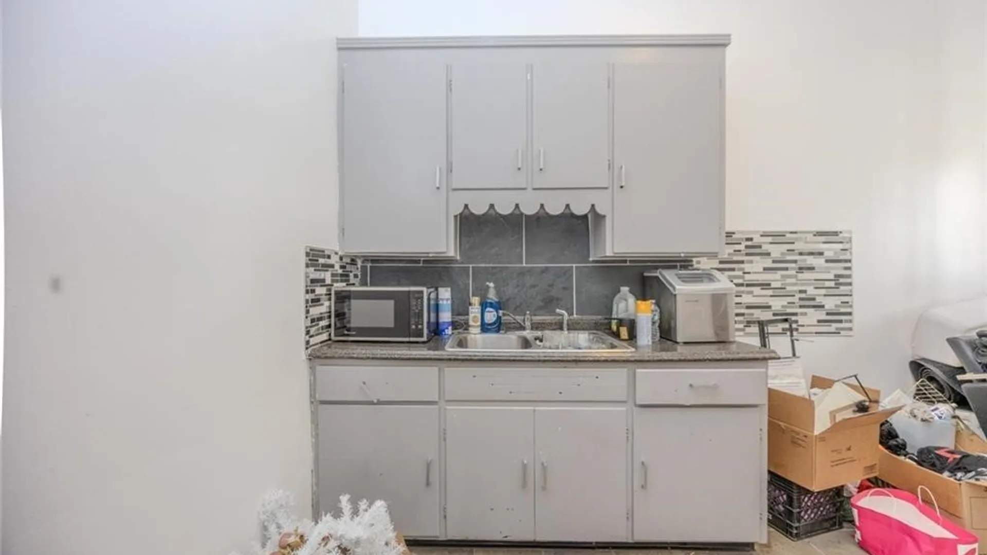 Property at 2101 Pine Avenue, Niagara Falls, NY 14301 29