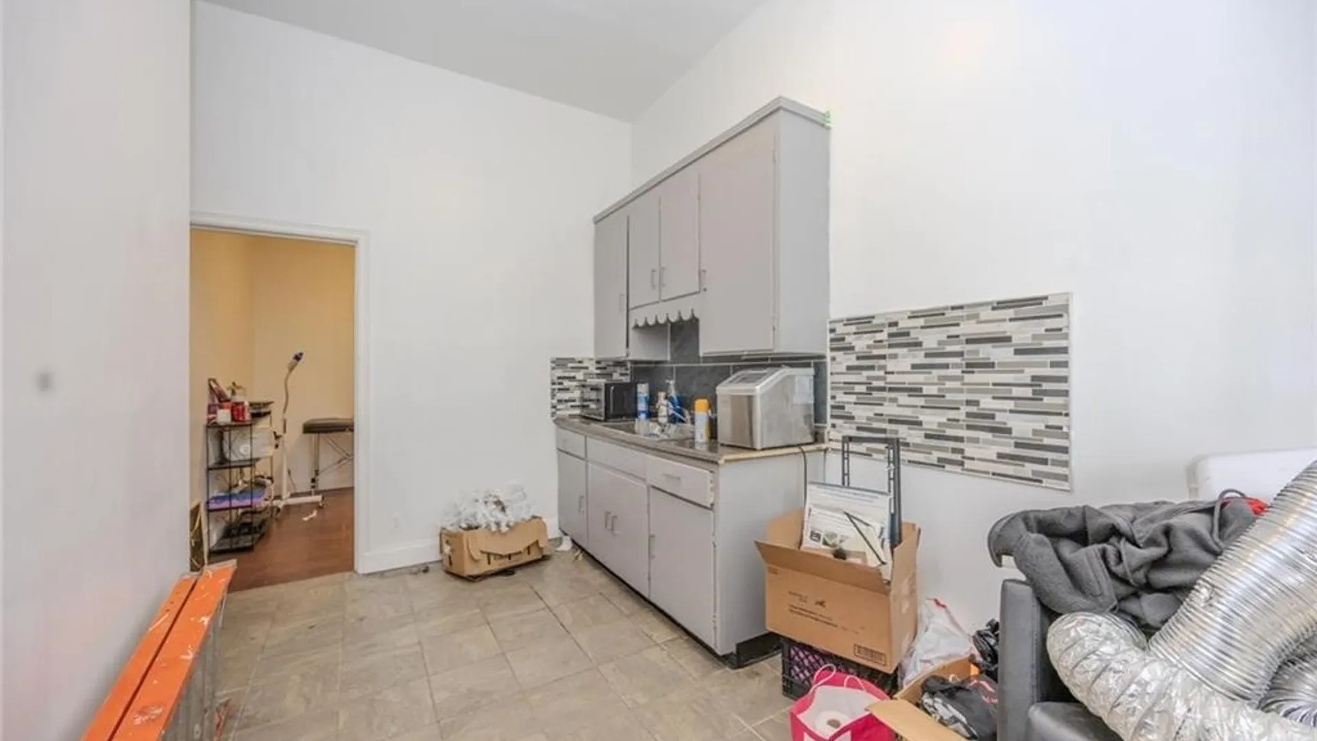 Property at 2101 Pine Avenue, Niagara Falls, NY 14301 30
