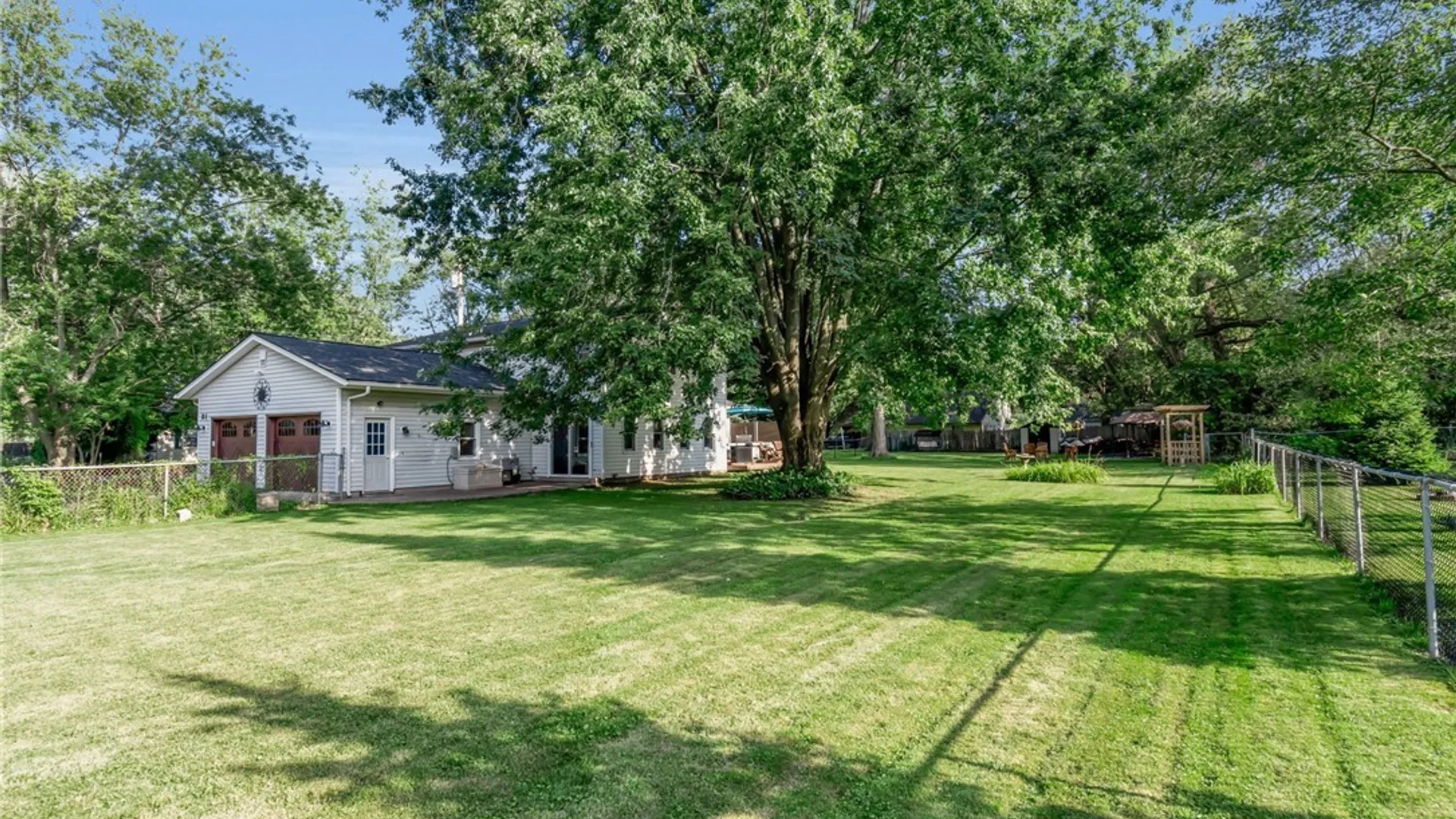 Property at 31 Reed St, Lockport City, NY 14094 49