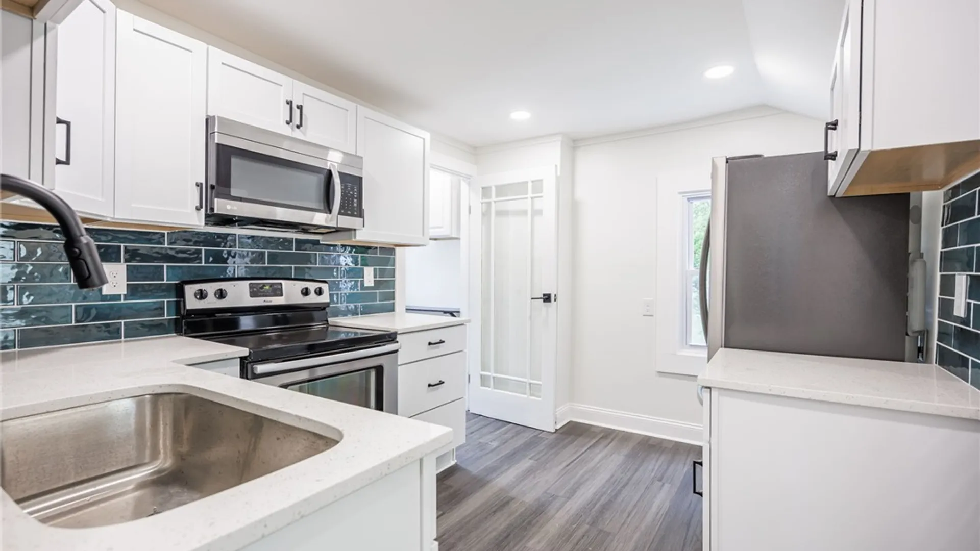 Property at 33 Mount Vernon Avenue, Rochester, NY 14620 14