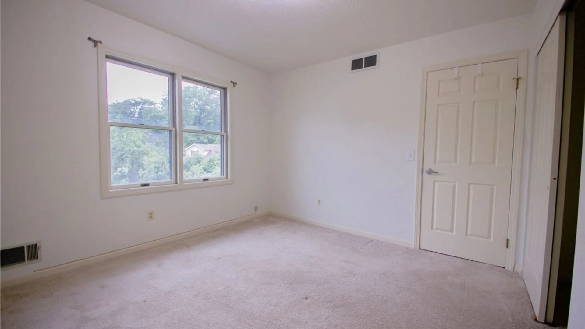 Property at 175 Sewilo Hills Drive, Irondequoit, NY 14622 31