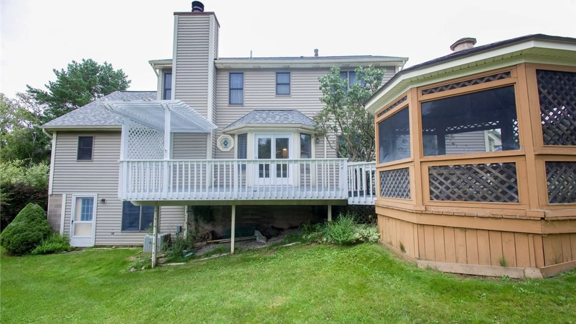 Property at 175 Sewilo Hills Drive, Irondequoit, NY 14622 43
