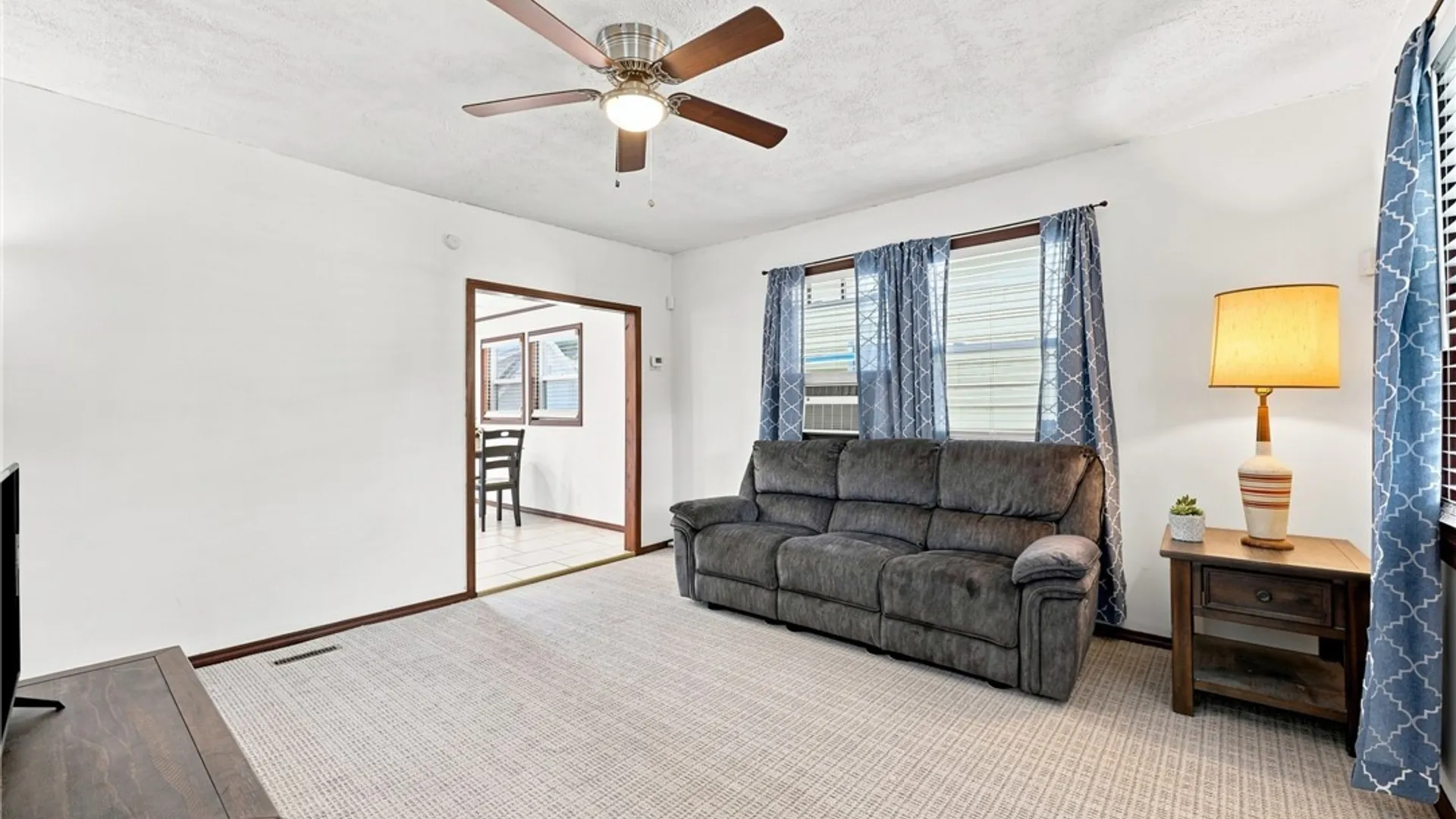 Property at 2437 Cleveland Avenue, Niagara Falls, NY 14305 6