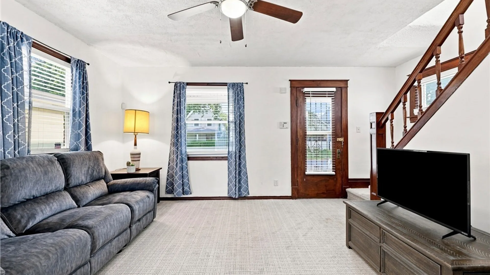 Property at 2437 Cleveland Avenue, Niagara Falls, NY 14305 8