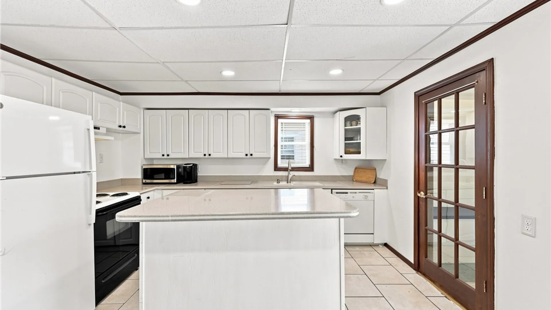 Property at 2437 Cleveland Avenue, Niagara Falls, NY 14305 12