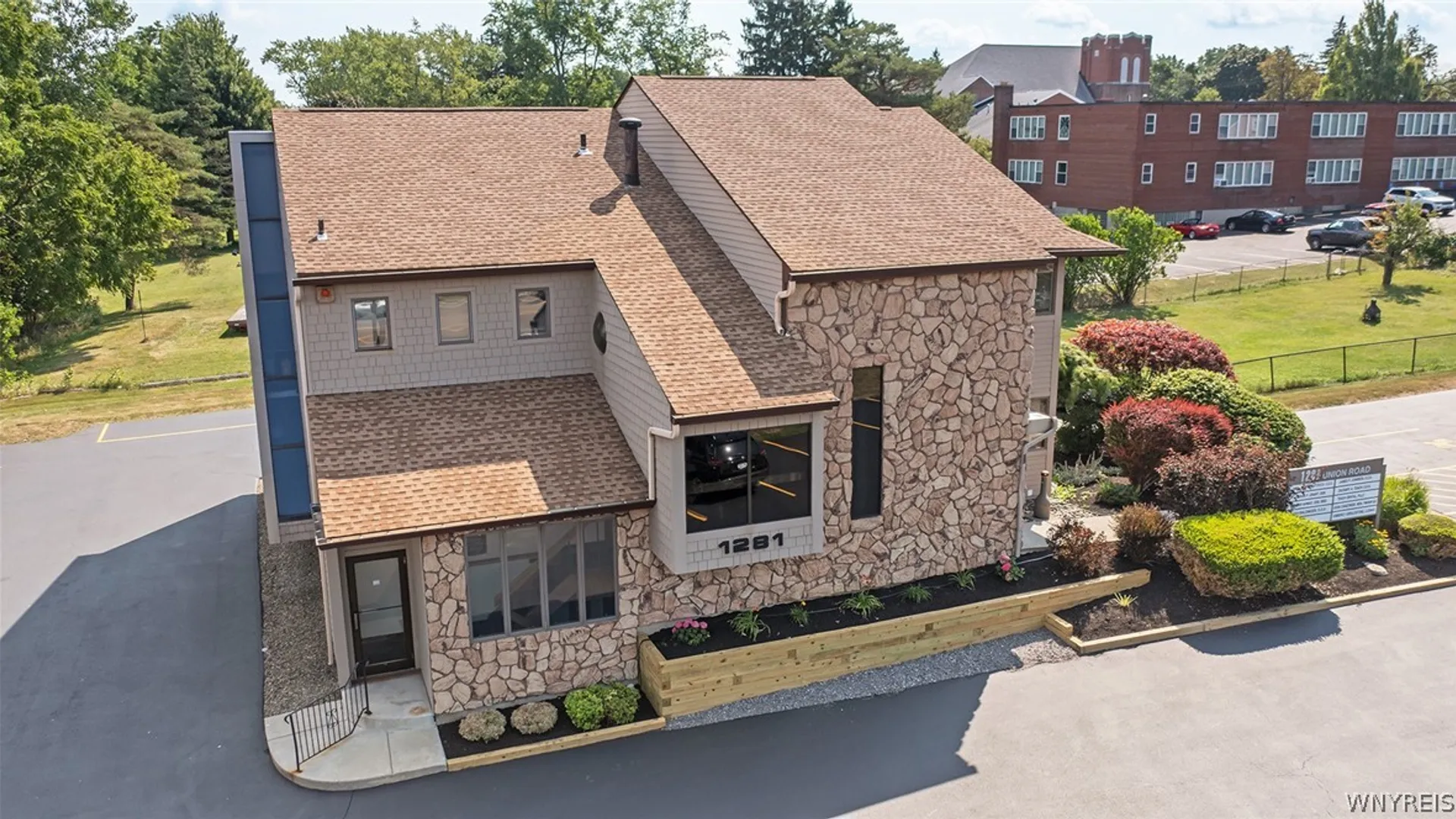 Property at 1281 Union Road, West Seneca, NY 14224 4