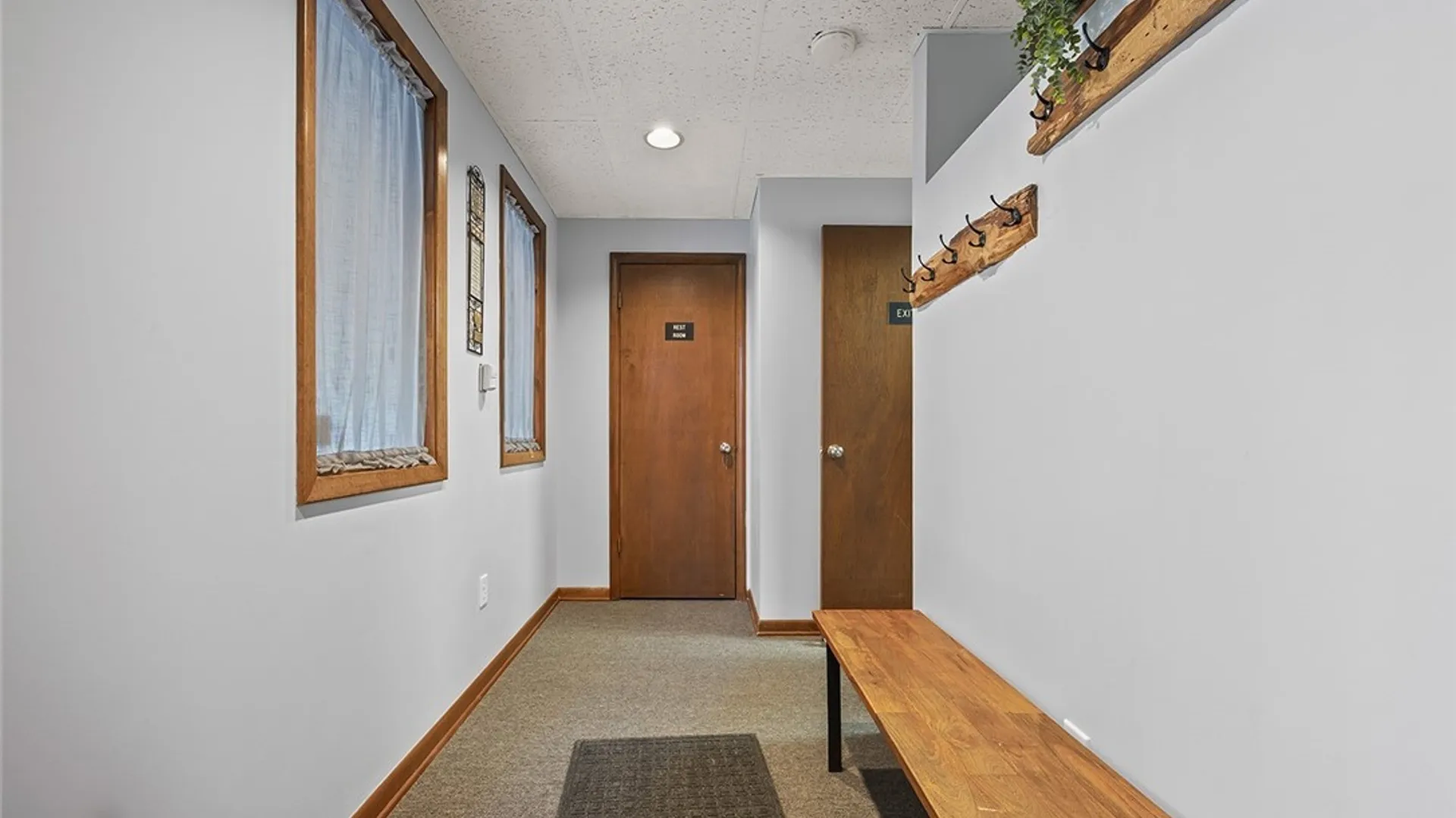 Property at 1281 Union Road, West Seneca, NY 14224 18
