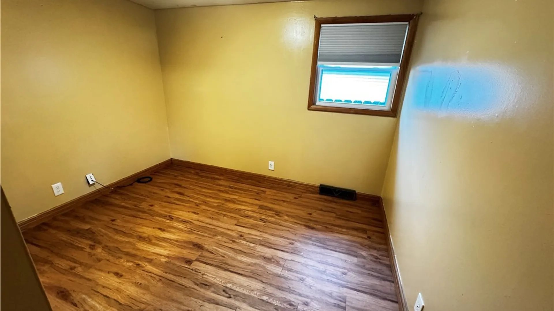 Property at 13 Satinwood Drive, Cheektowaga, NY 14225 10