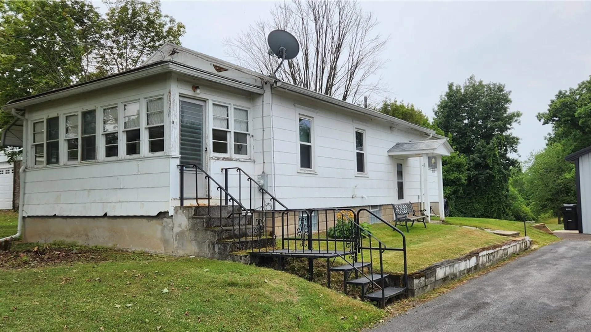 Property at 202 Lafayette Road, Syracuse, NY 13205 30