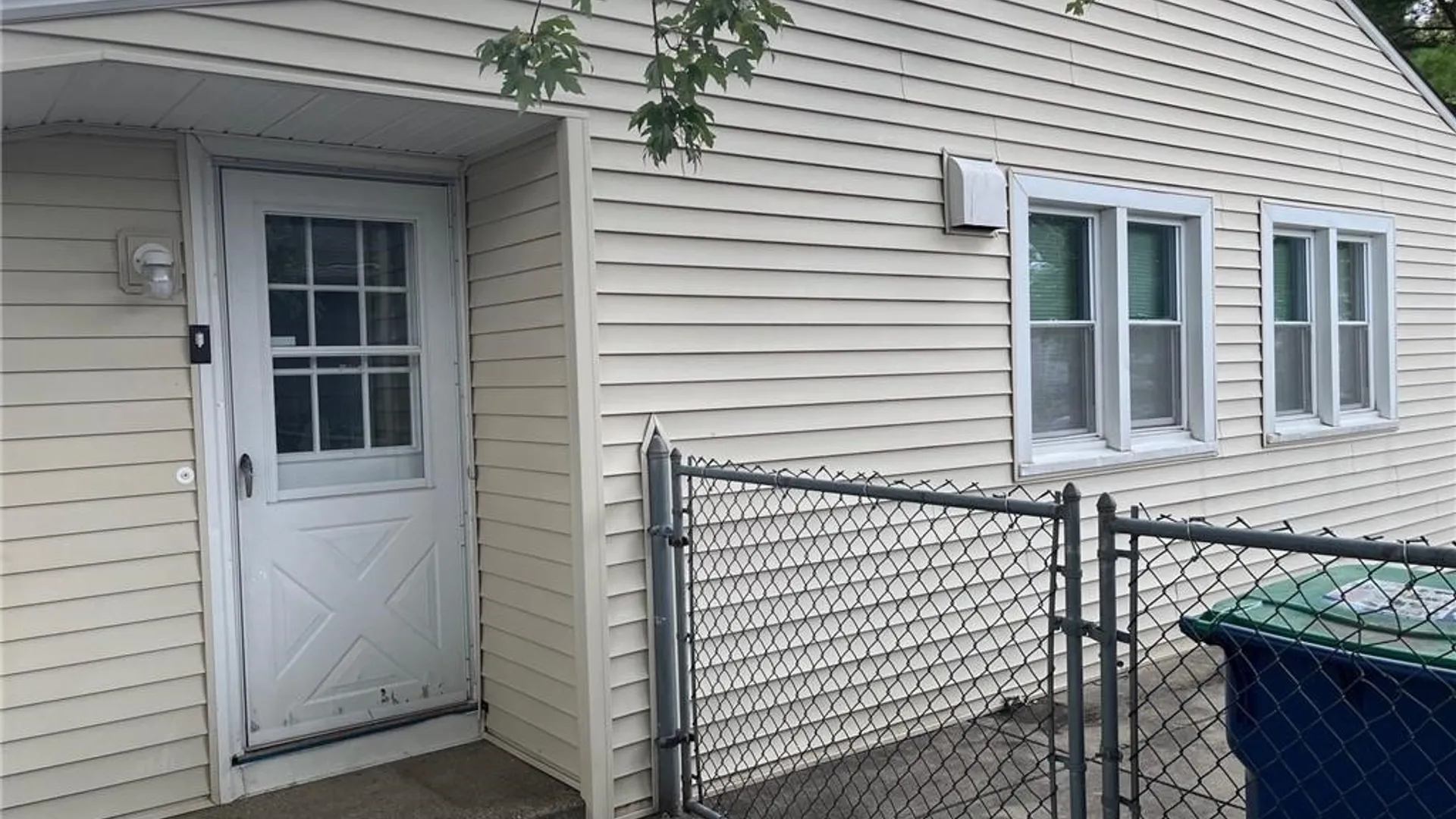Property at 60 Meadow Lea Drive, Amherst, NY 14226 12