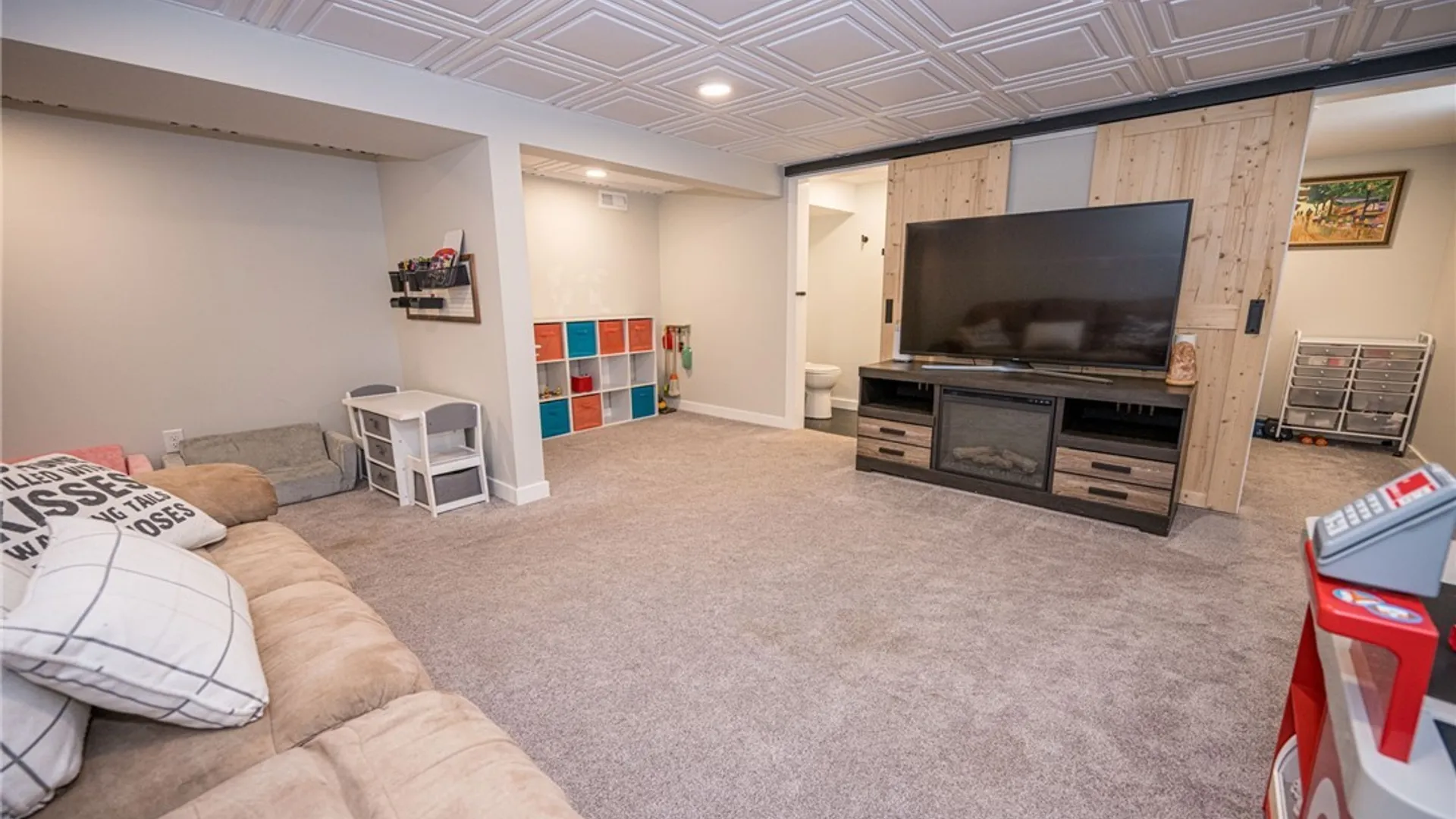 Property at 146 Elmsford Drive, West Seneca, NY 14224 29