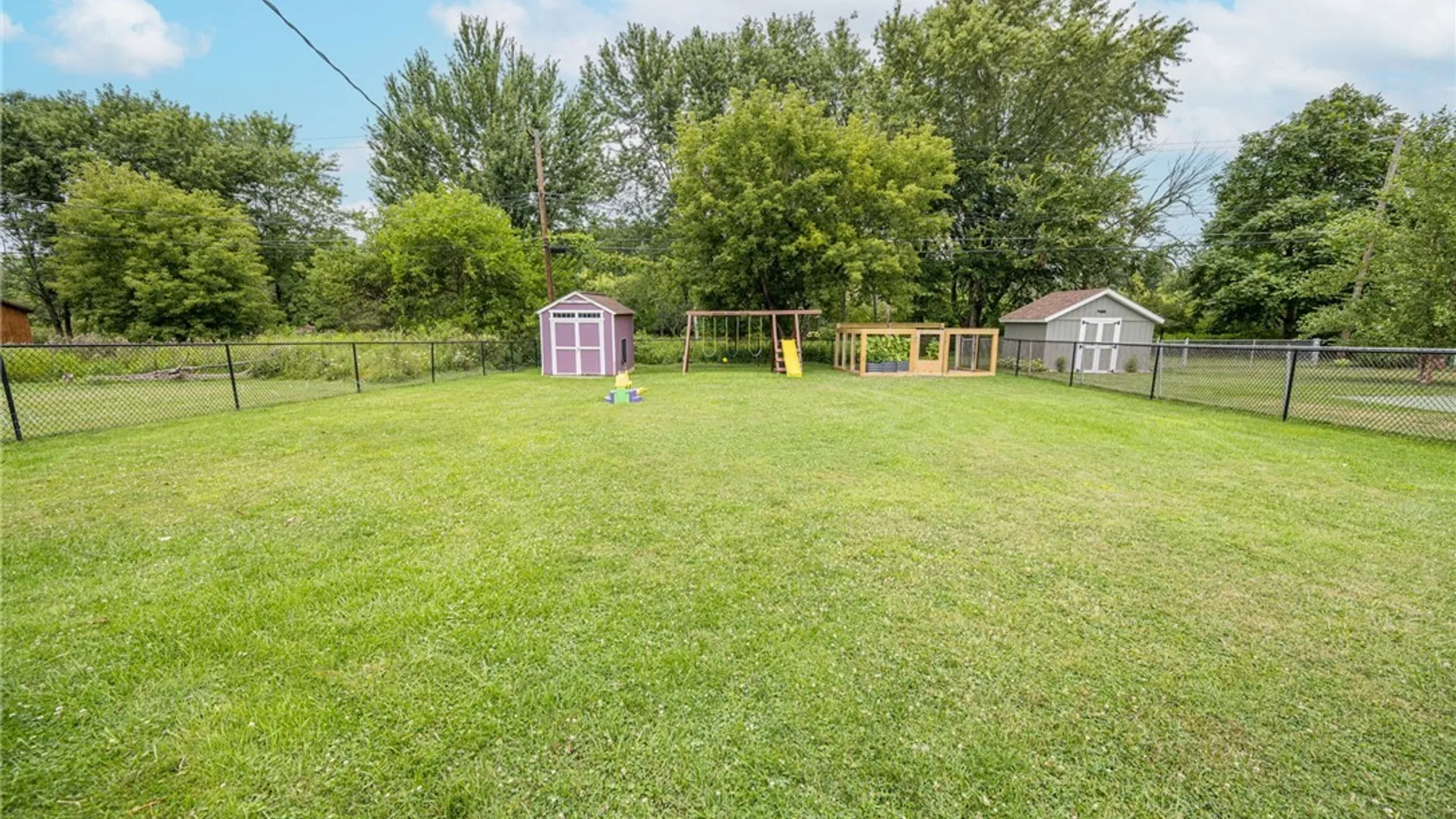 Property at 146 Elmsford Drive, West Seneca, NY 14224 46
