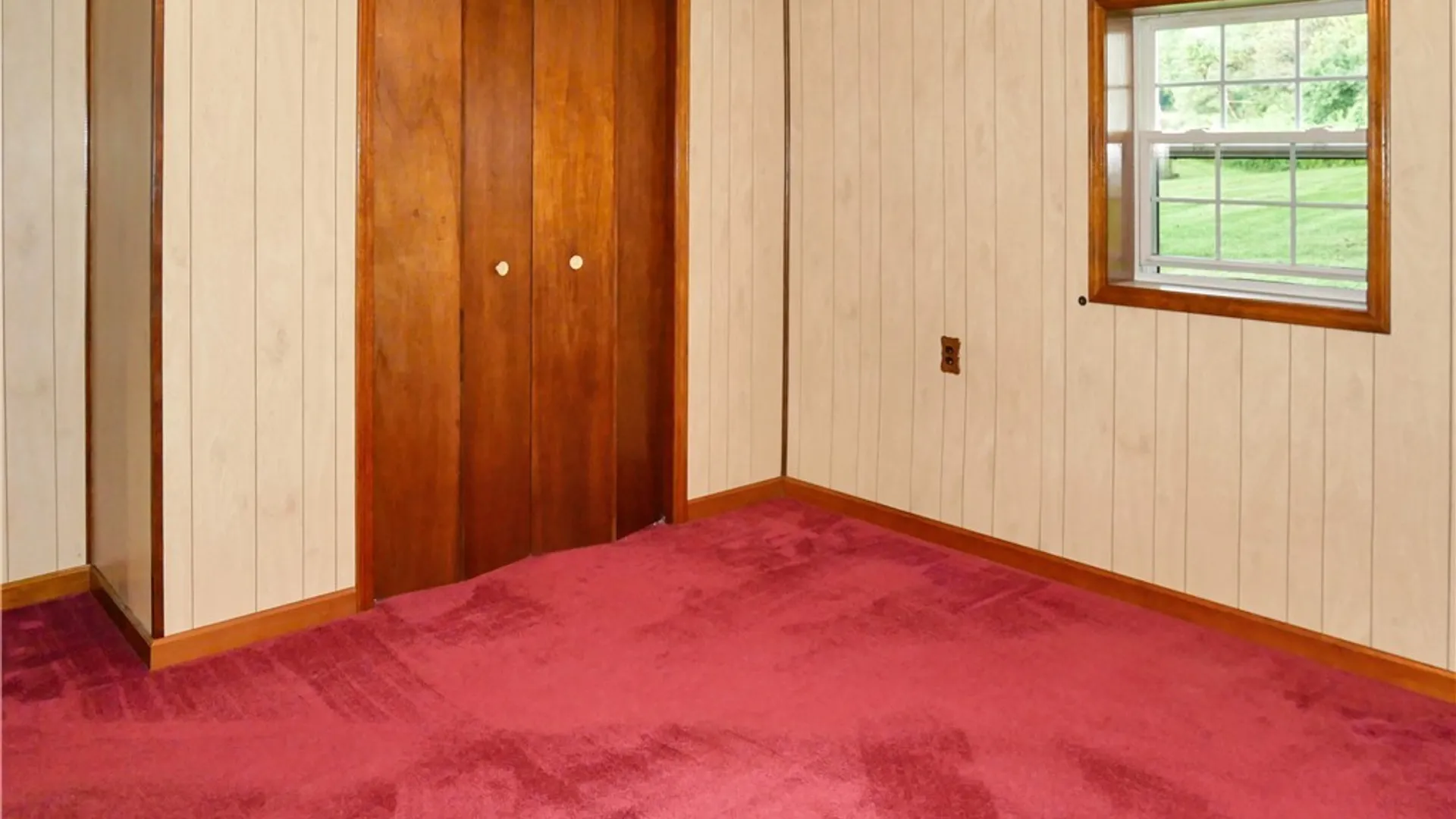 Property at 8224 State Route 20, Sangerfield, NY 13480 14