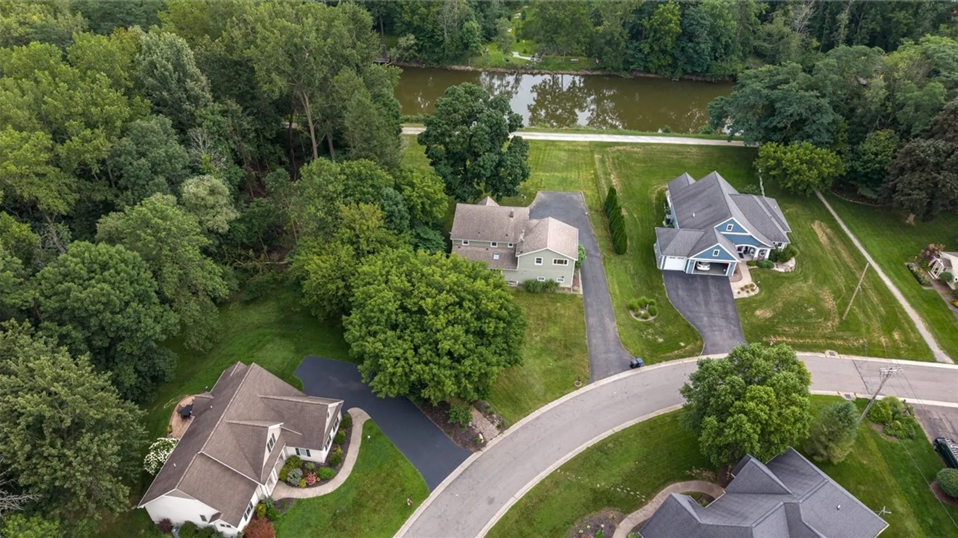 Property at 89 Garden Drive, Perinton, NY 14450 10