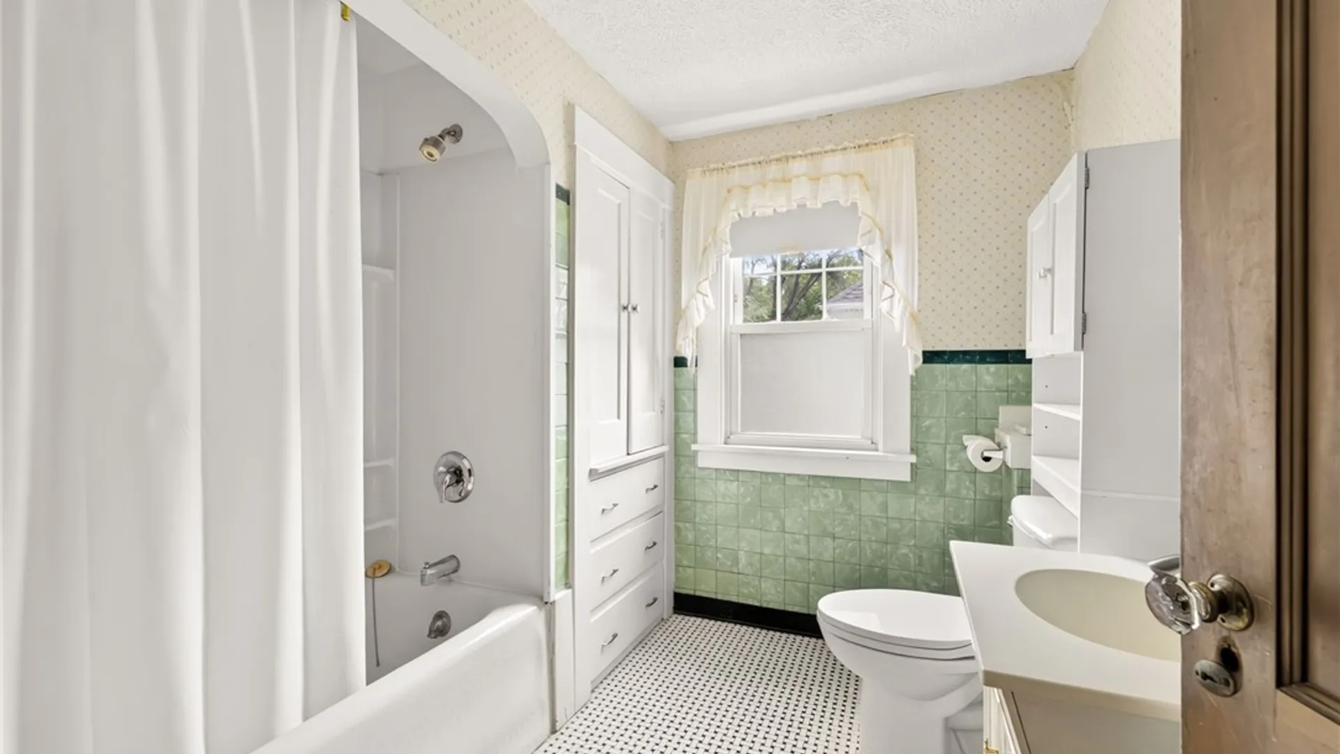 Property at 34 Collingwood Drive, Rochester, NY 14621 22